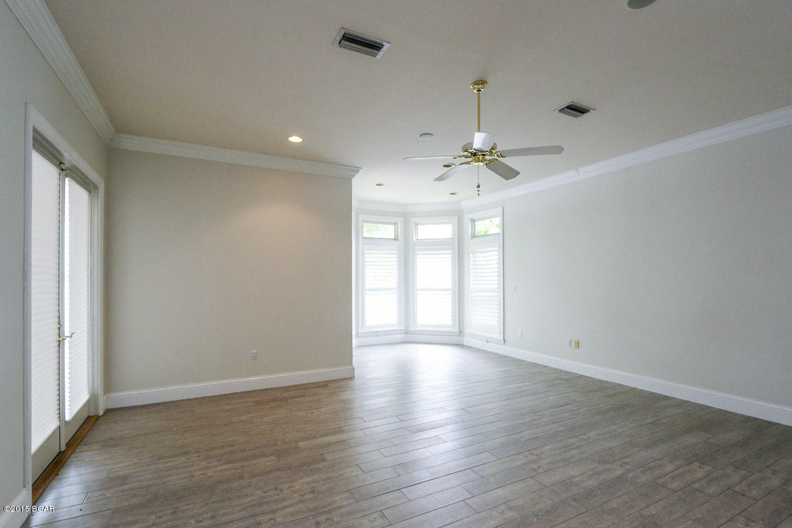 Bay Breeze - Residential