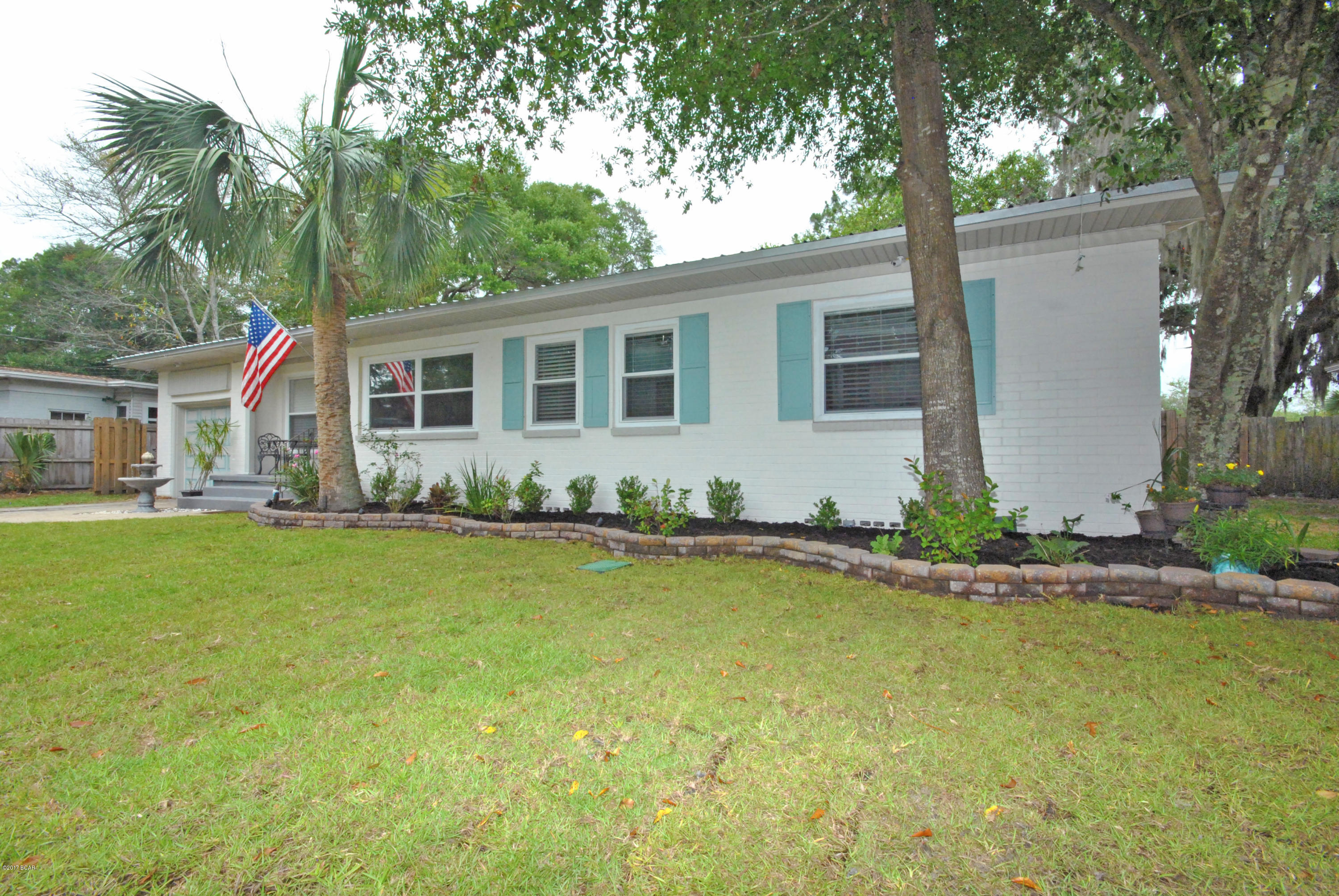 Cove Terrace 3rd Add - Residential