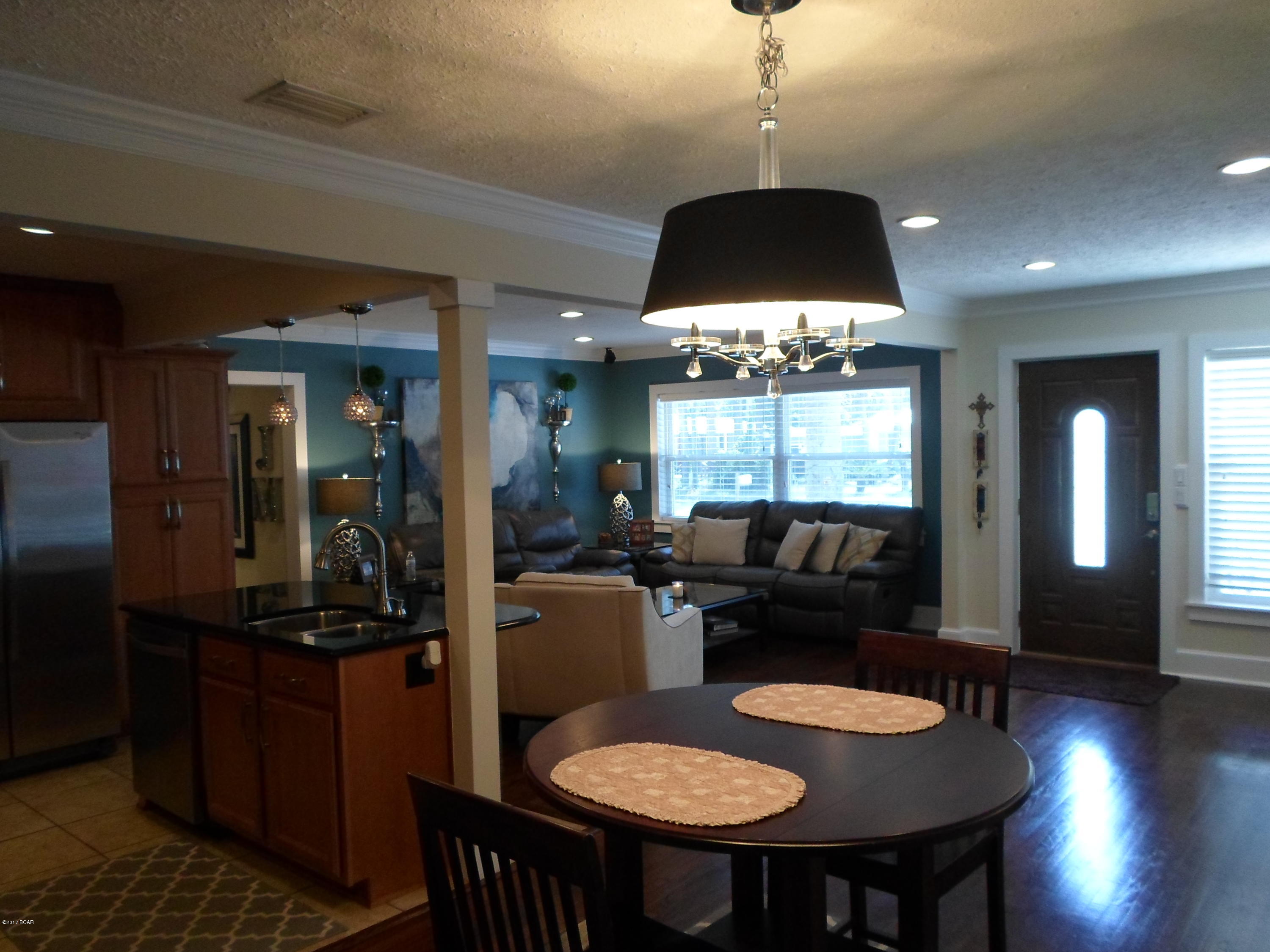 Cove Terrace 3rd Add - Residential