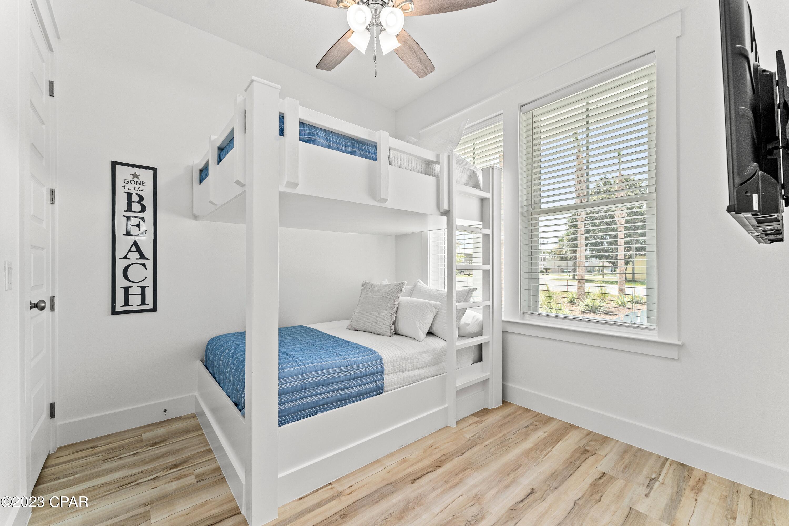 Kiska Beach - Residential