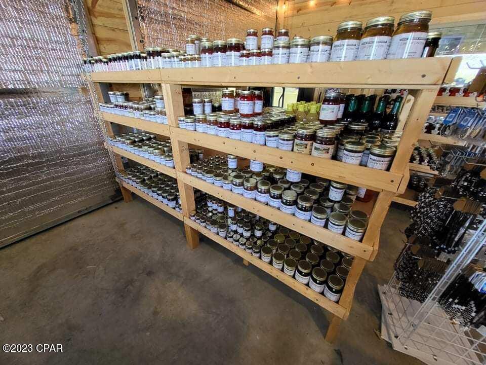 [No Recorded Subdiv] - Commercial Sale