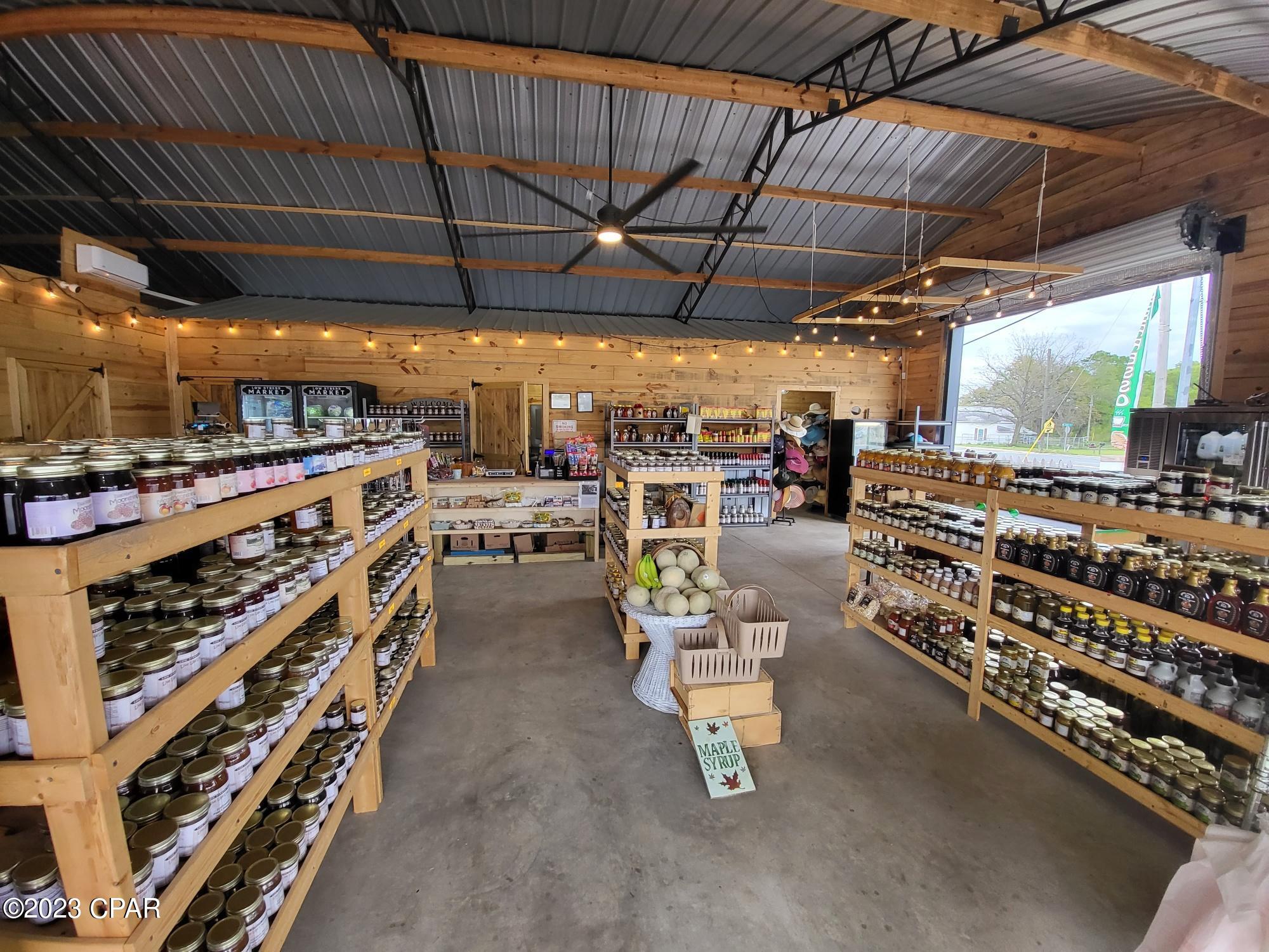 [No Recorded Subdiv] - Commercial Sale