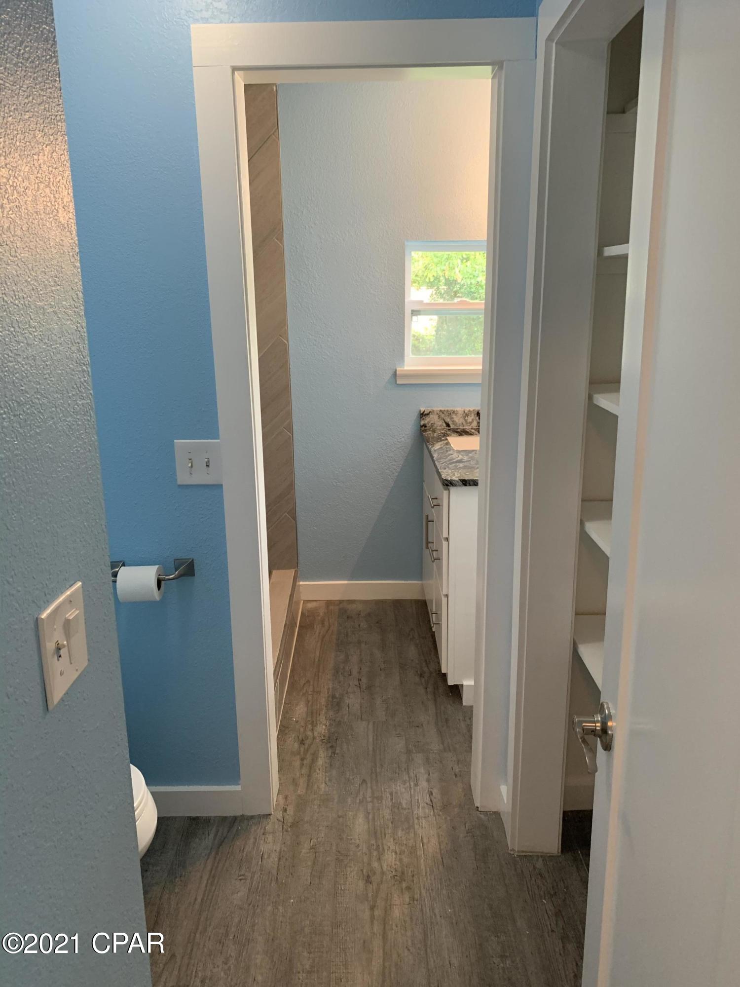 Woodlawn Unit 4 - Residential