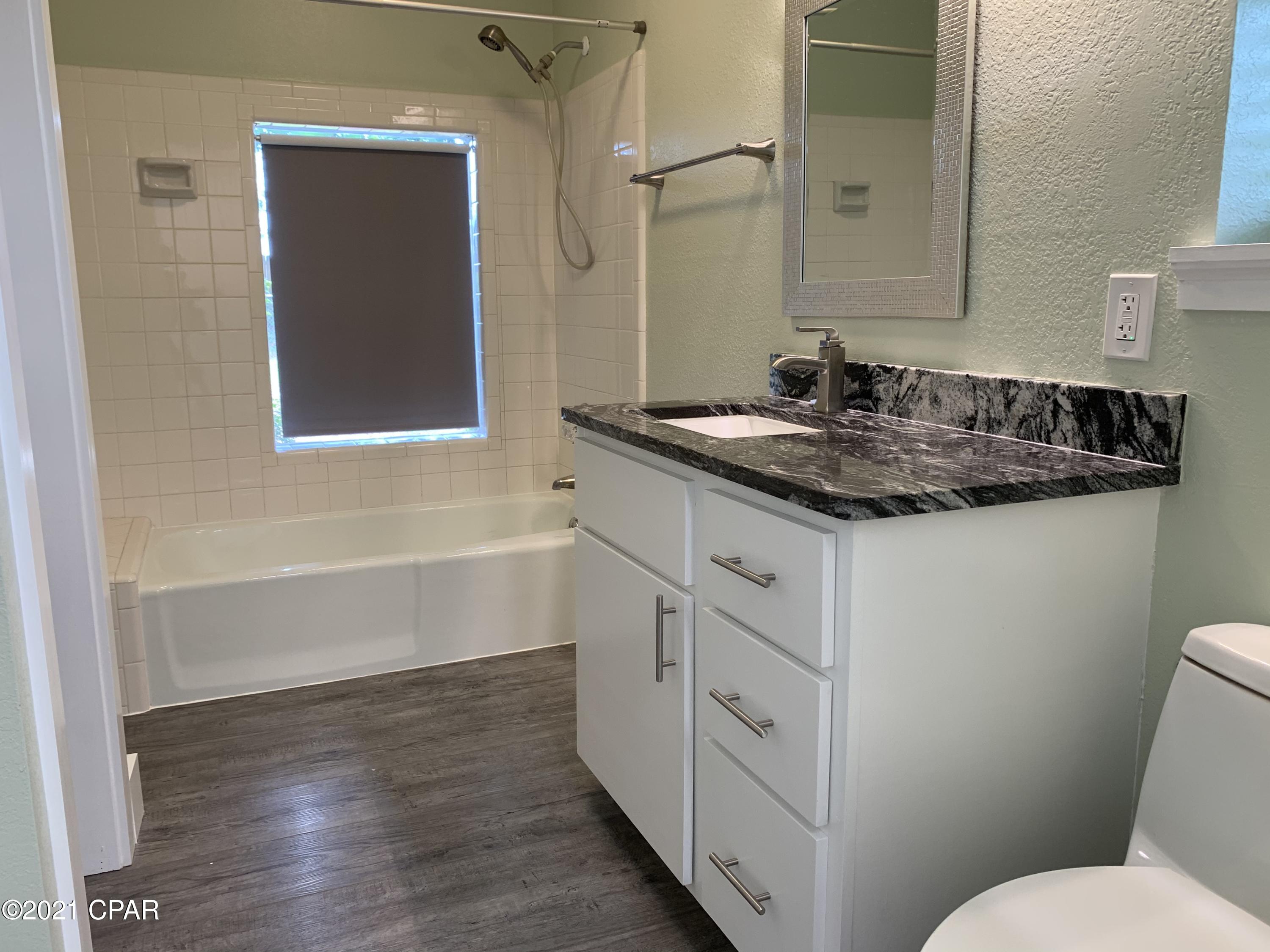 Woodlawn Unit 4 - Residential