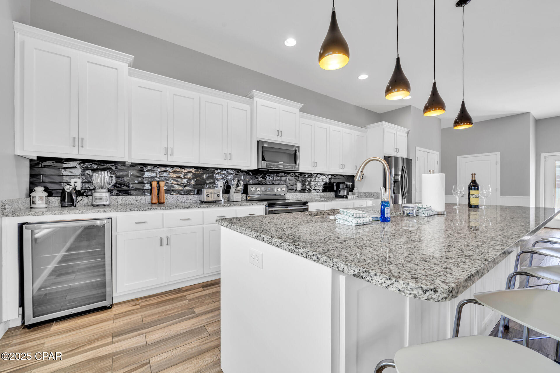 Lyndell By The Sea - Residential