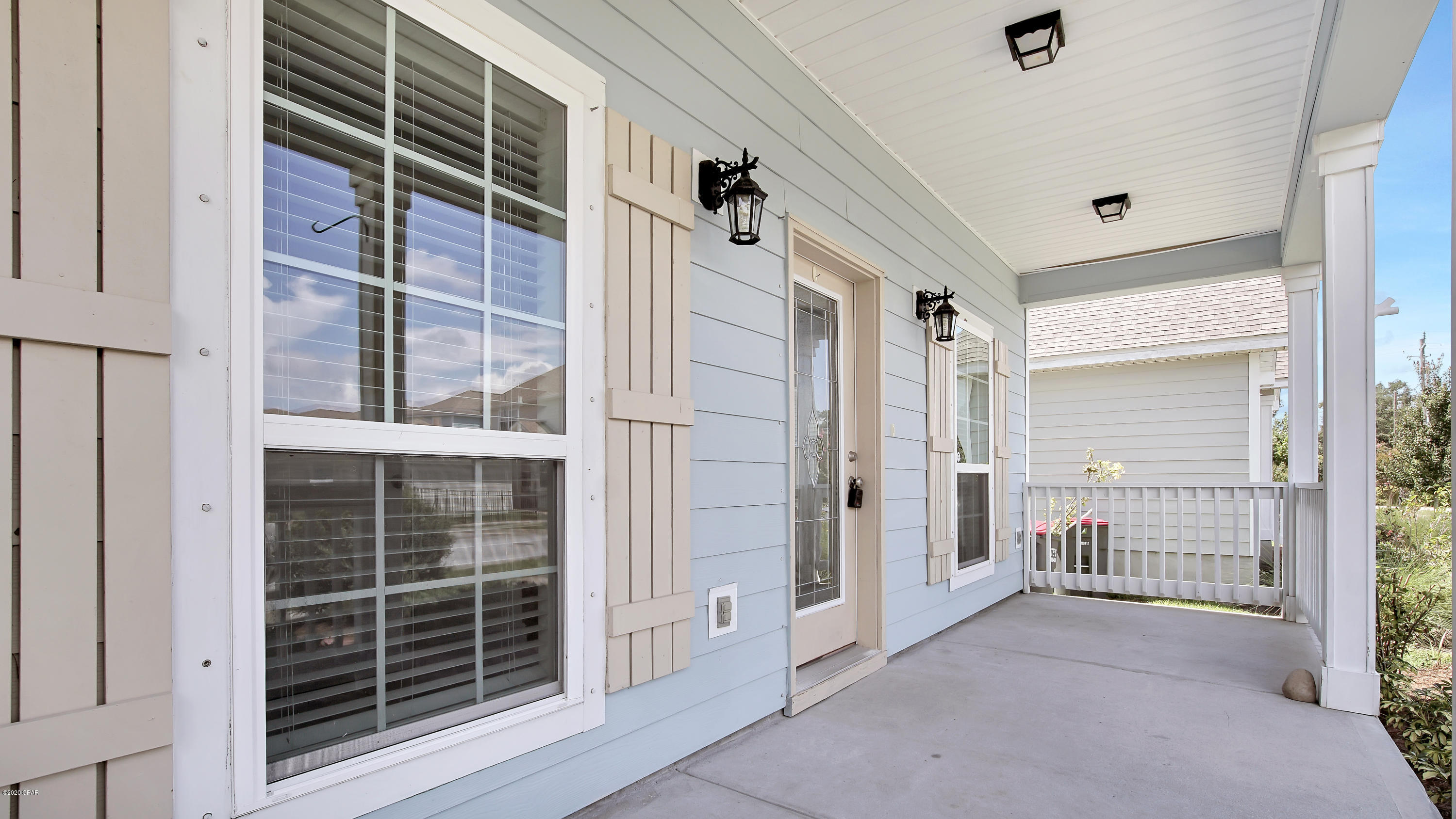 Magnolia Bay Club - Residential