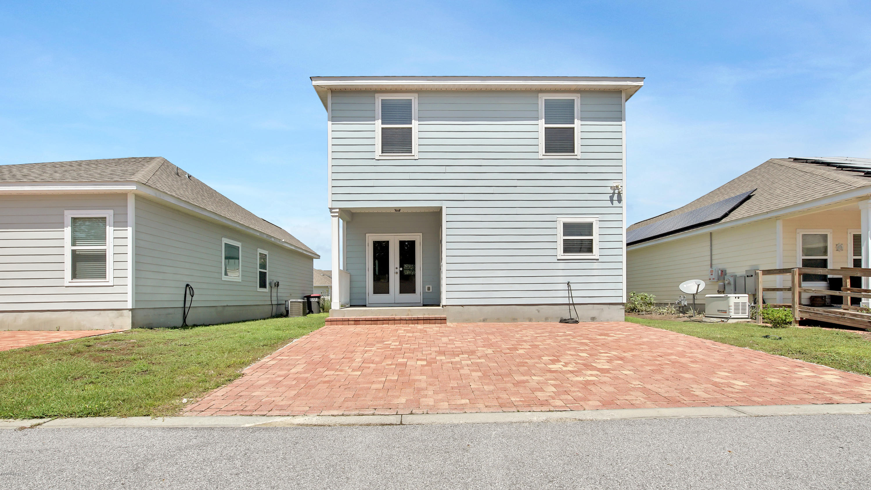 Magnolia Bay Club - Residential