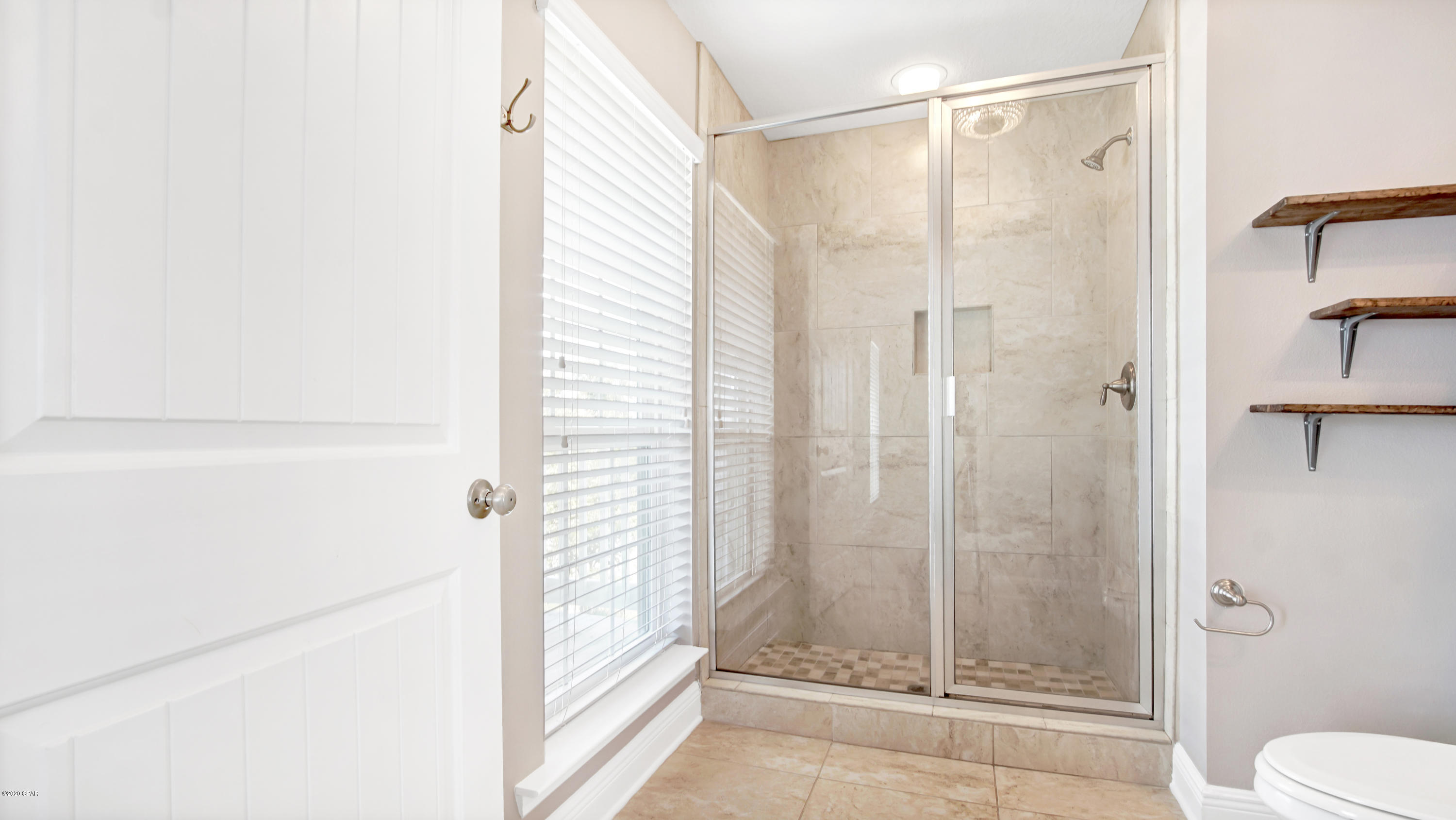 Magnolia Bay Club - Residential