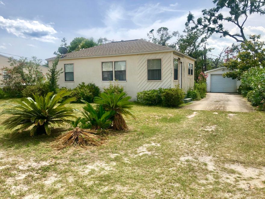 FLIPPER - INVESTOR DREAM! This CB/Stucco/frame 3/2 1222 sq. ft. home has NEW ROOF AND A/C COMPRESSOR.  Needs updating/rehab and some interior ceiling repair from hurricane. Detached garage and outbuilding.  Situated in Historic St. Andrews, this home is but a short stroll to the Bay, shopping, restaurants, the Famous St. Andrews Mardi Gras Parade and Christmas Parade. St. Andrews Marina, GCSC and the FSU PC campus are also nearby. CASH OR PRE-QUALIFIED BUYERS ONLY.  Contact Agent for showing information.
