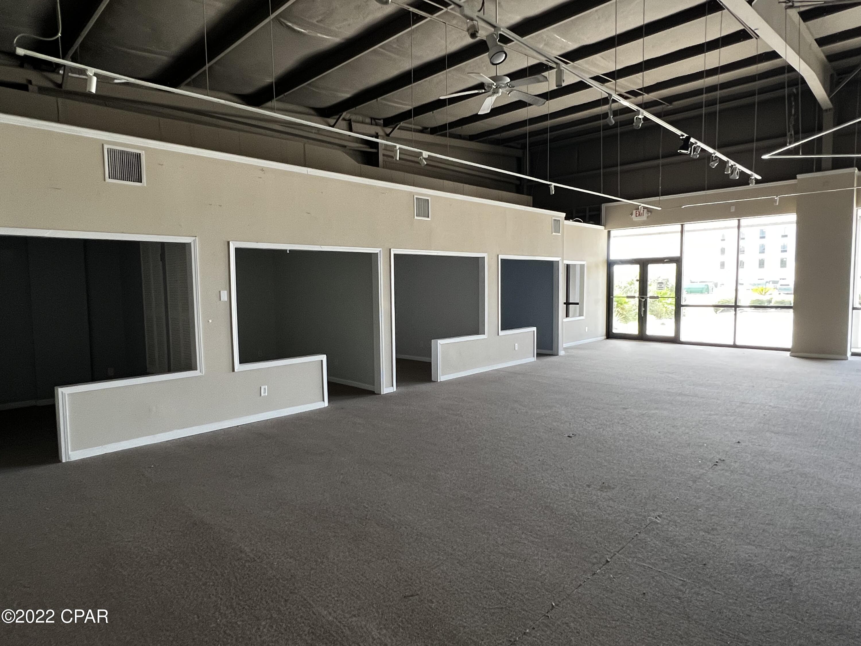 [No Recorded Subdiv] - Commercial Lease