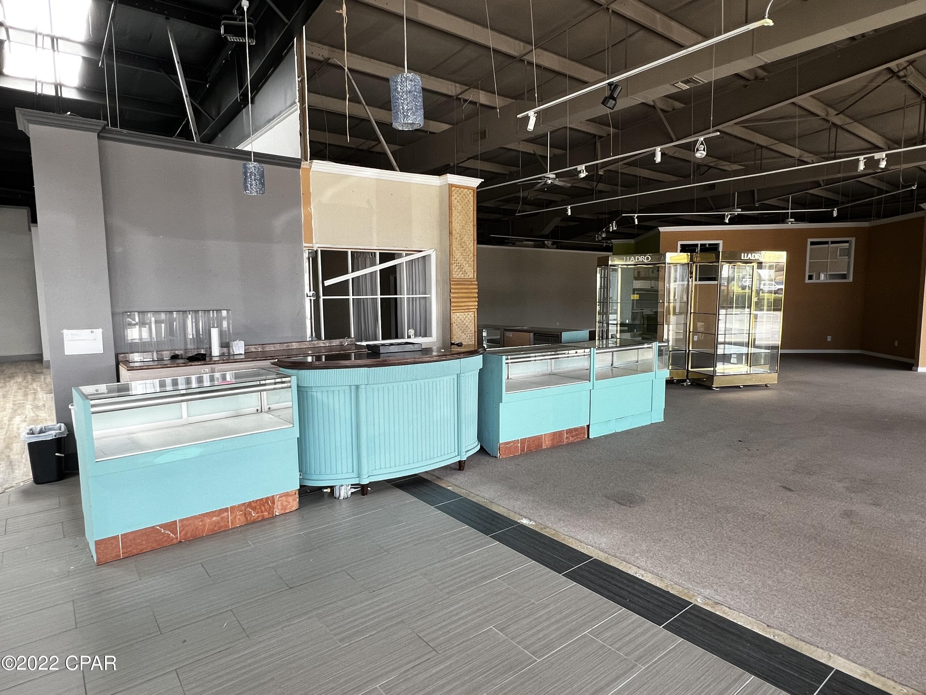 [No Recorded Subdiv] - Commercial Lease