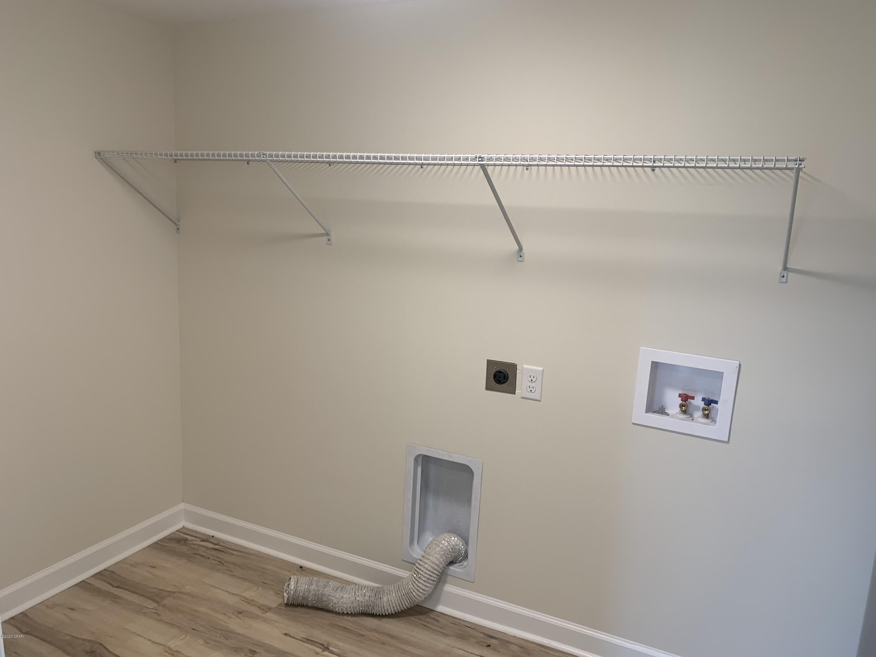 Forest Park 2nd Add - Residential Lease