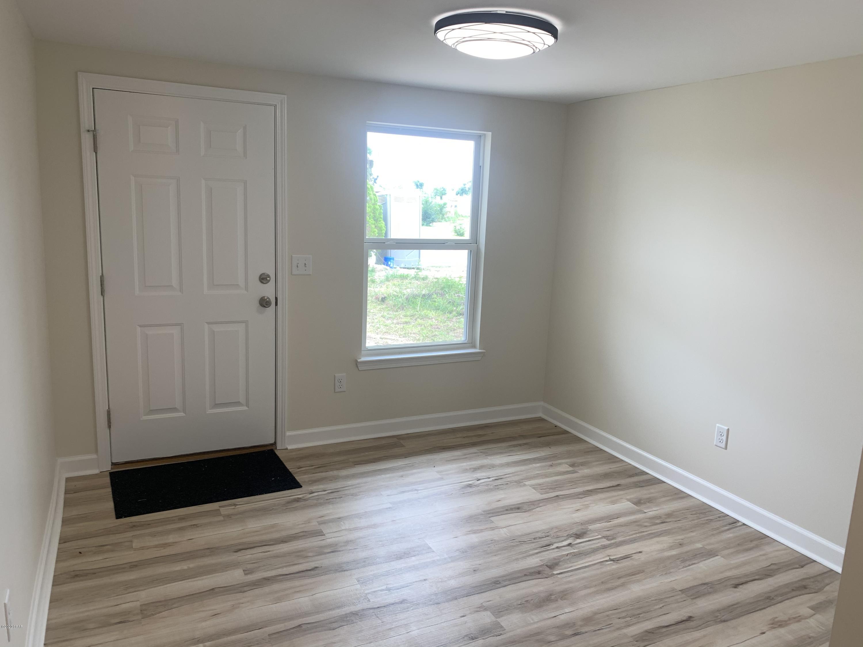 Forest Park 2nd Add - Residential Lease