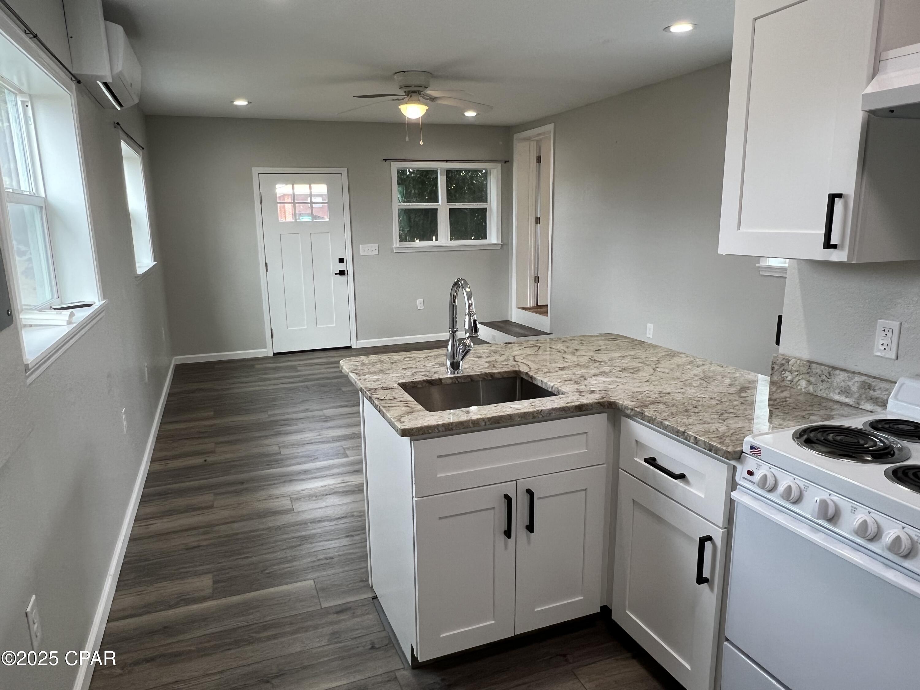 Walter R Davis Add - Residential