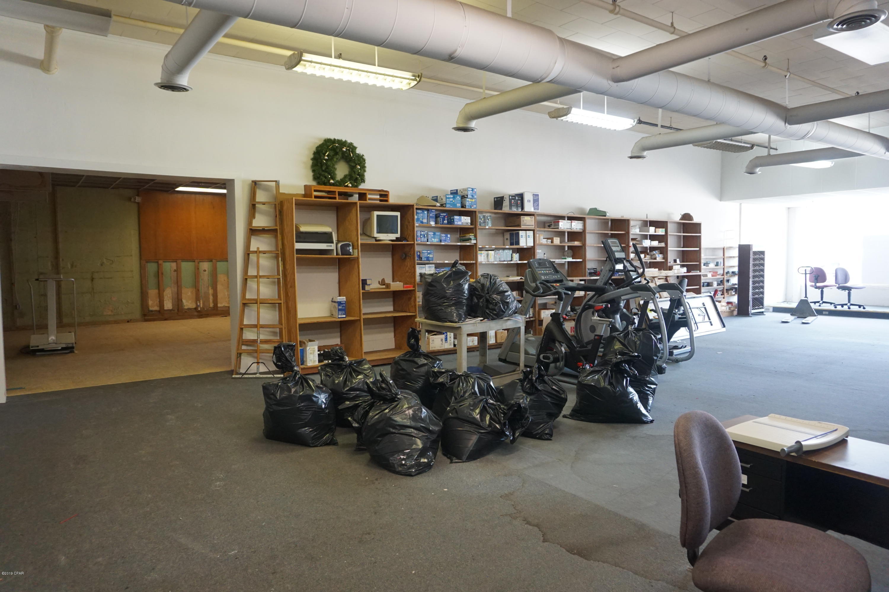 [No Recorded Subdiv] - Commercial Sale