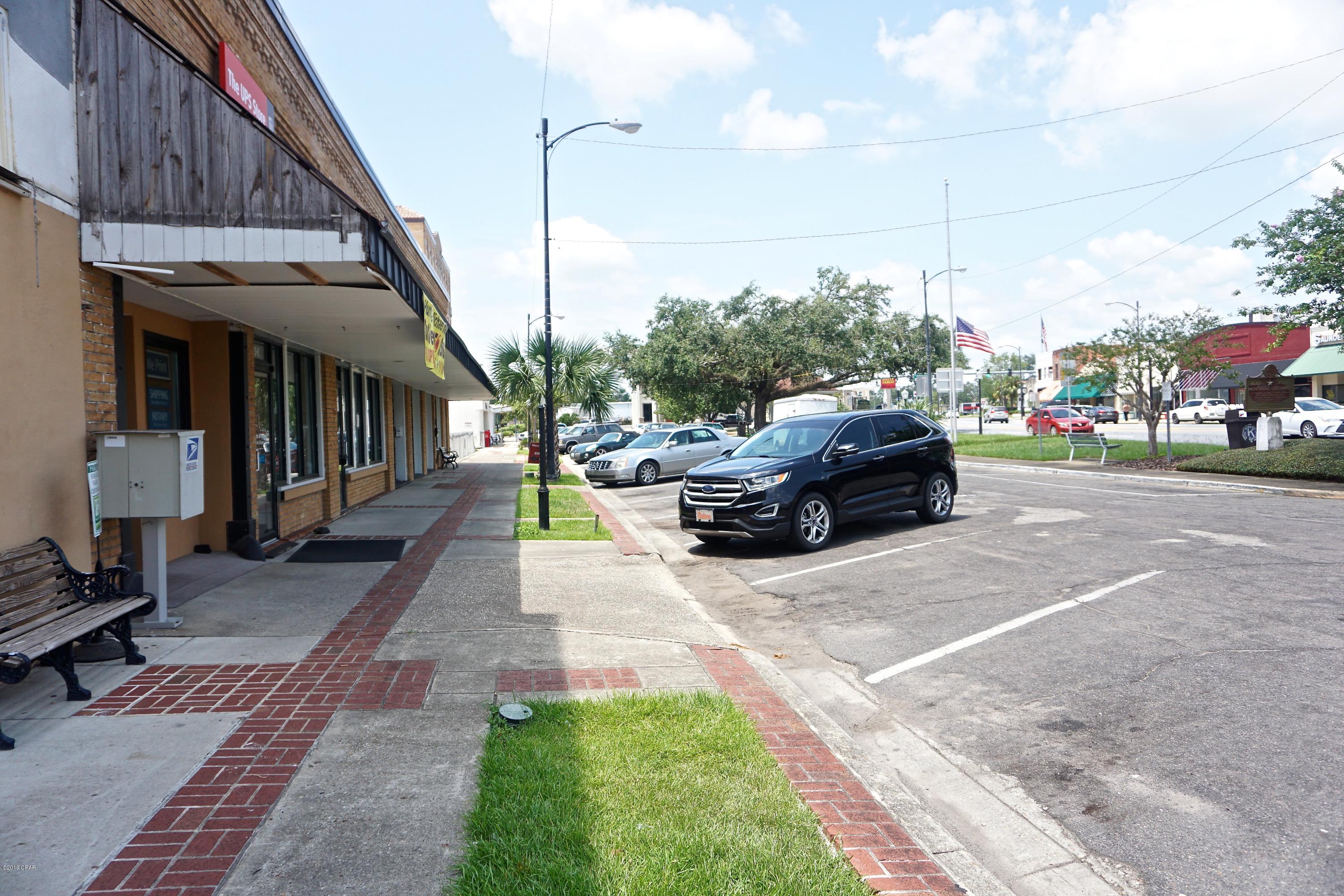 [No Recorded Subdiv] - Commercial Sale