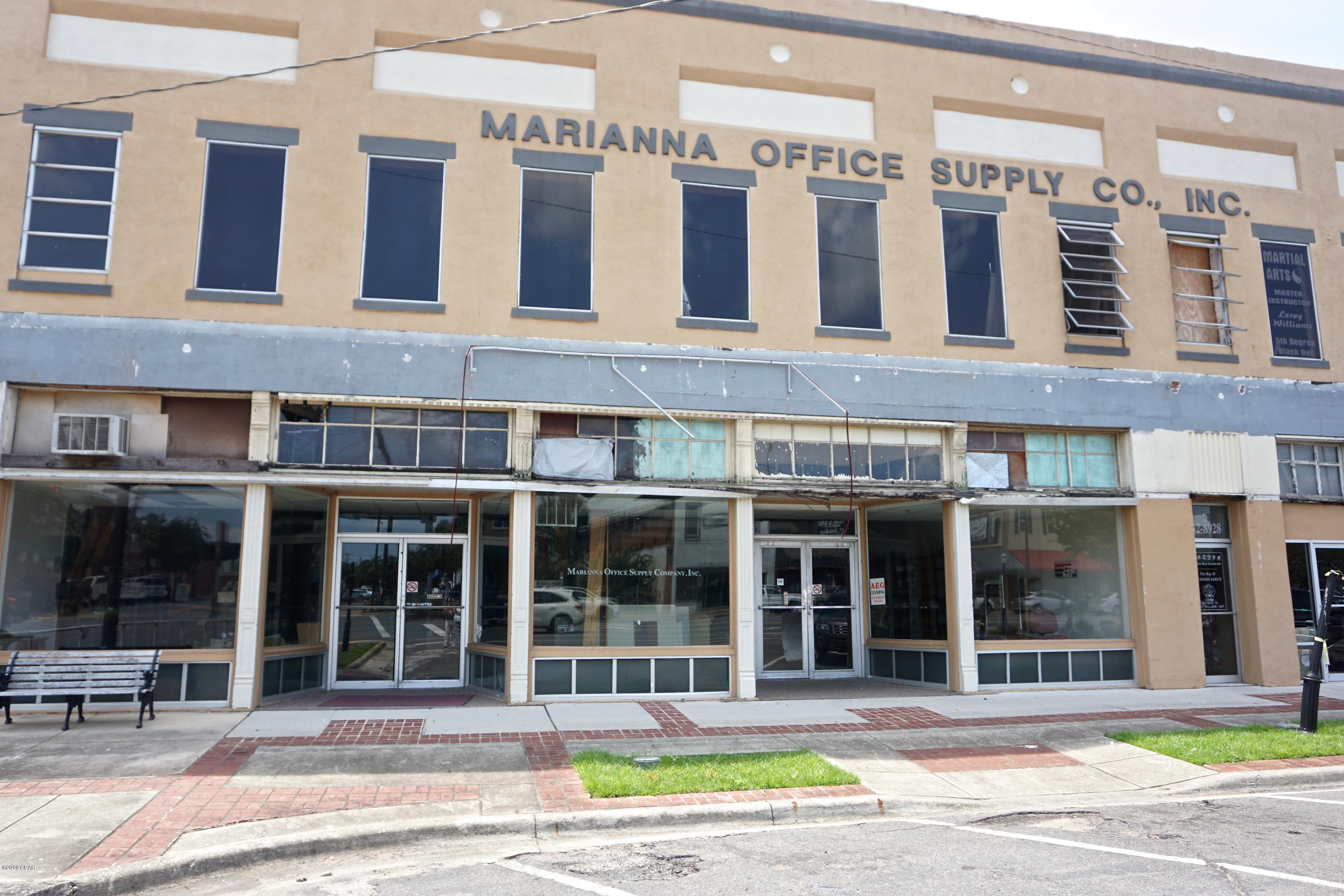 [No Recorded Subdiv] - Commercial Sale