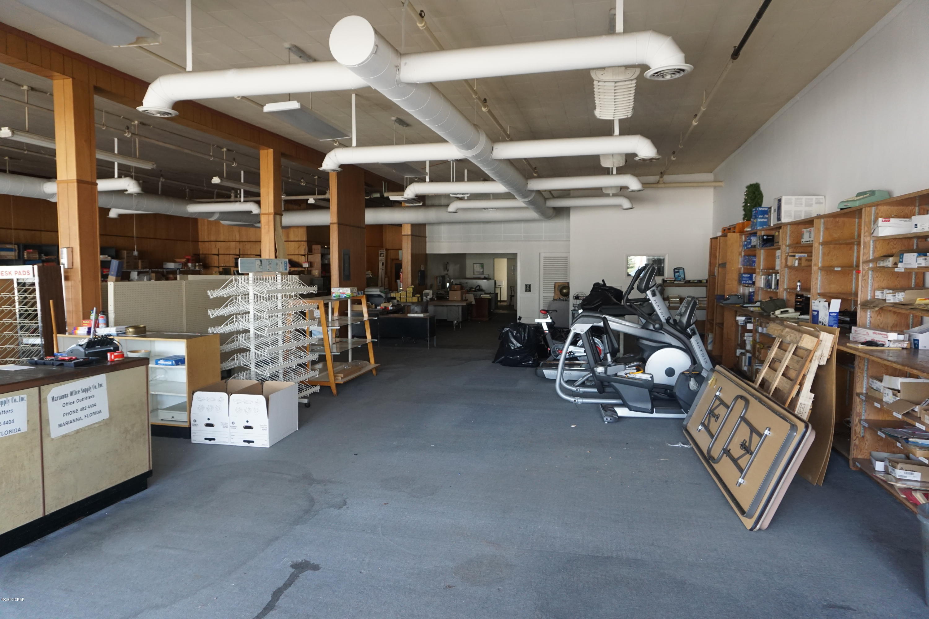 [No Recorded Subdiv] - Commercial Sale