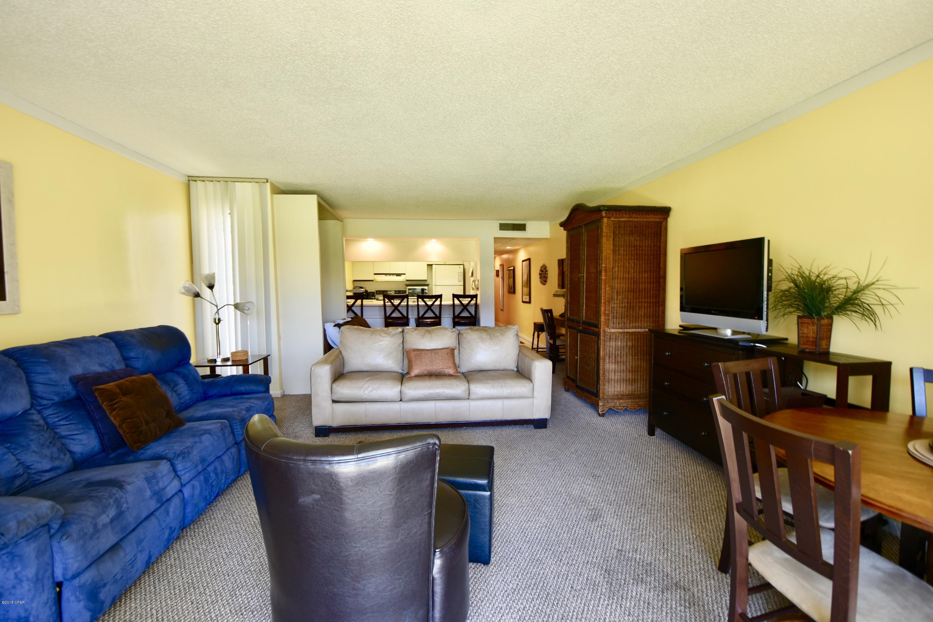 Edgewater Golf Villas I - Residential