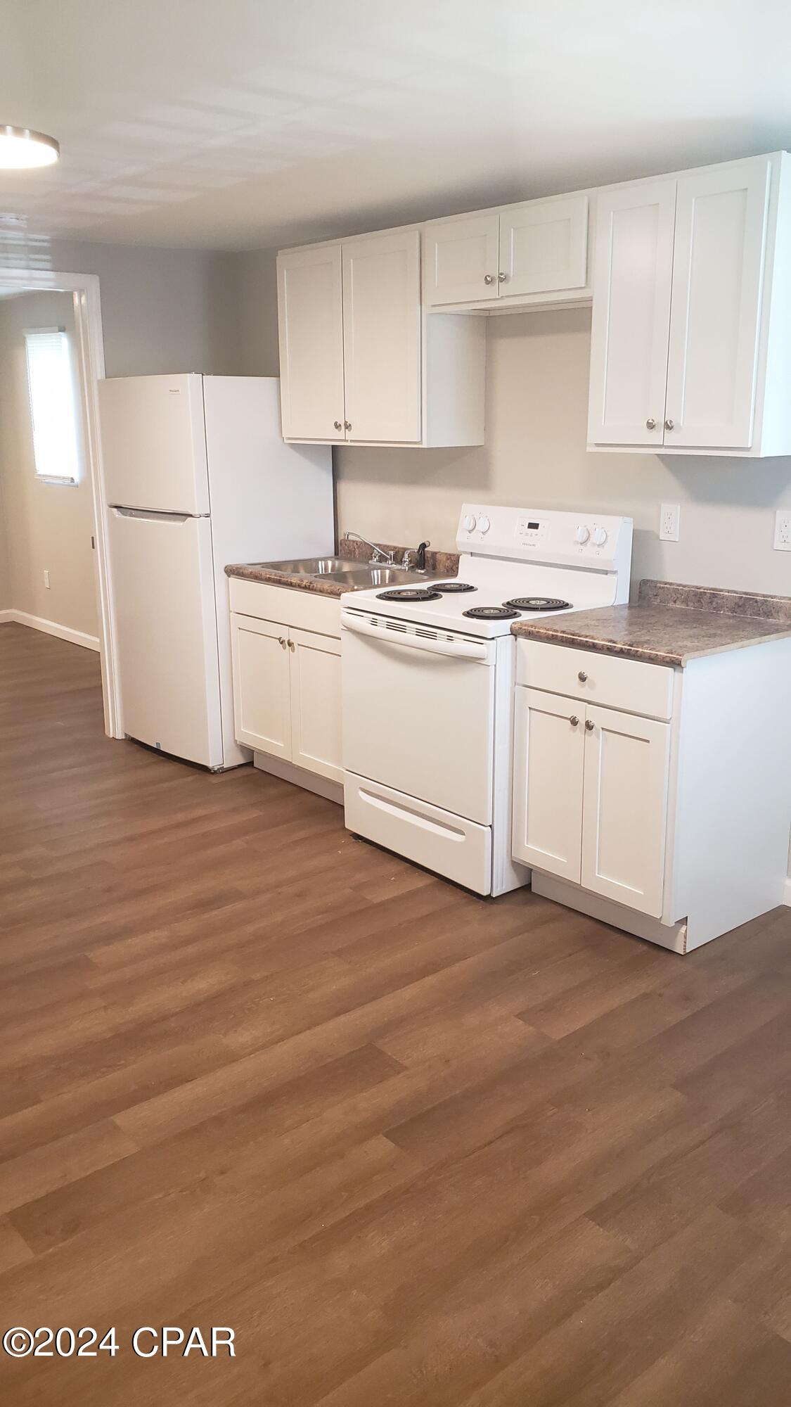 [No Recorded Subdiv] - Residential Lease