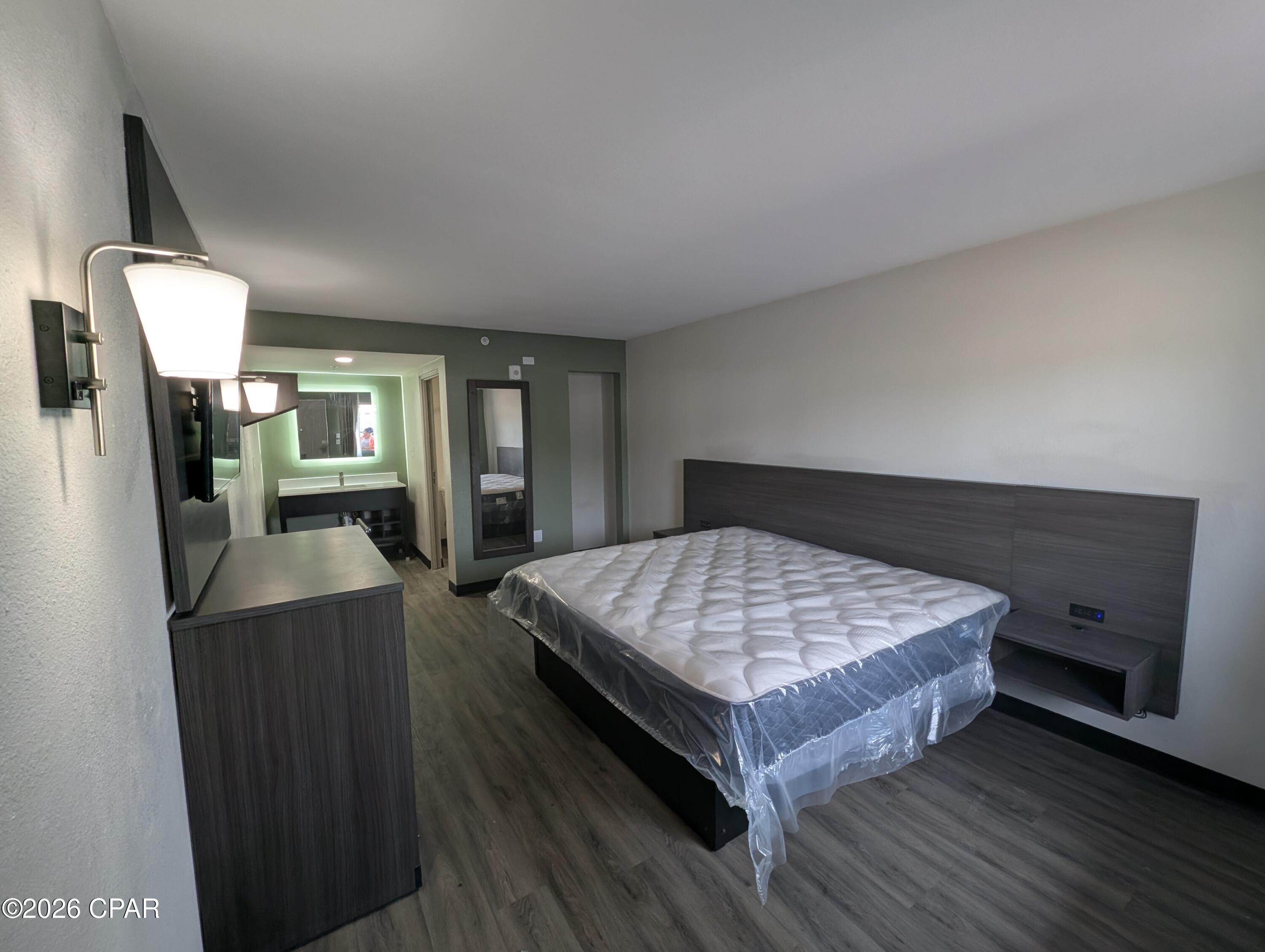 [No Recorded Subdiv] - Commercial Sale