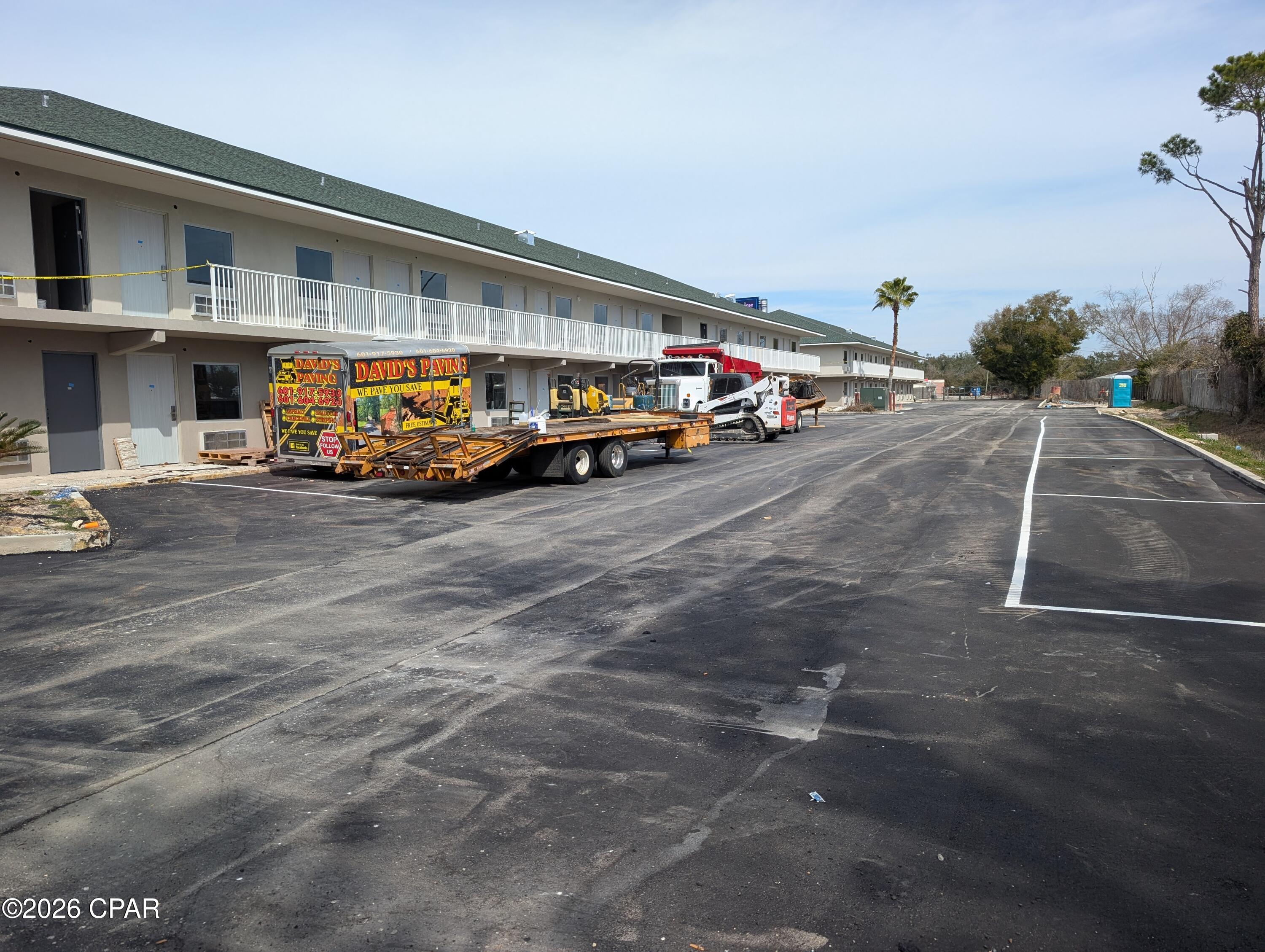 [No Recorded Subdiv] - Commercial Sale