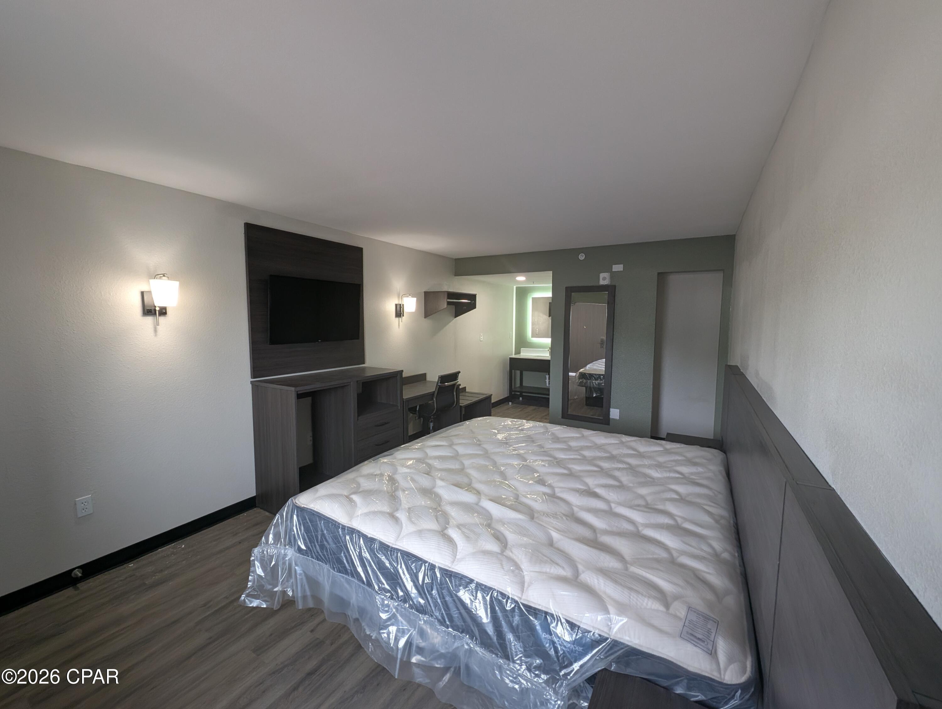 [No Recorded Subdiv] - Commercial Sale