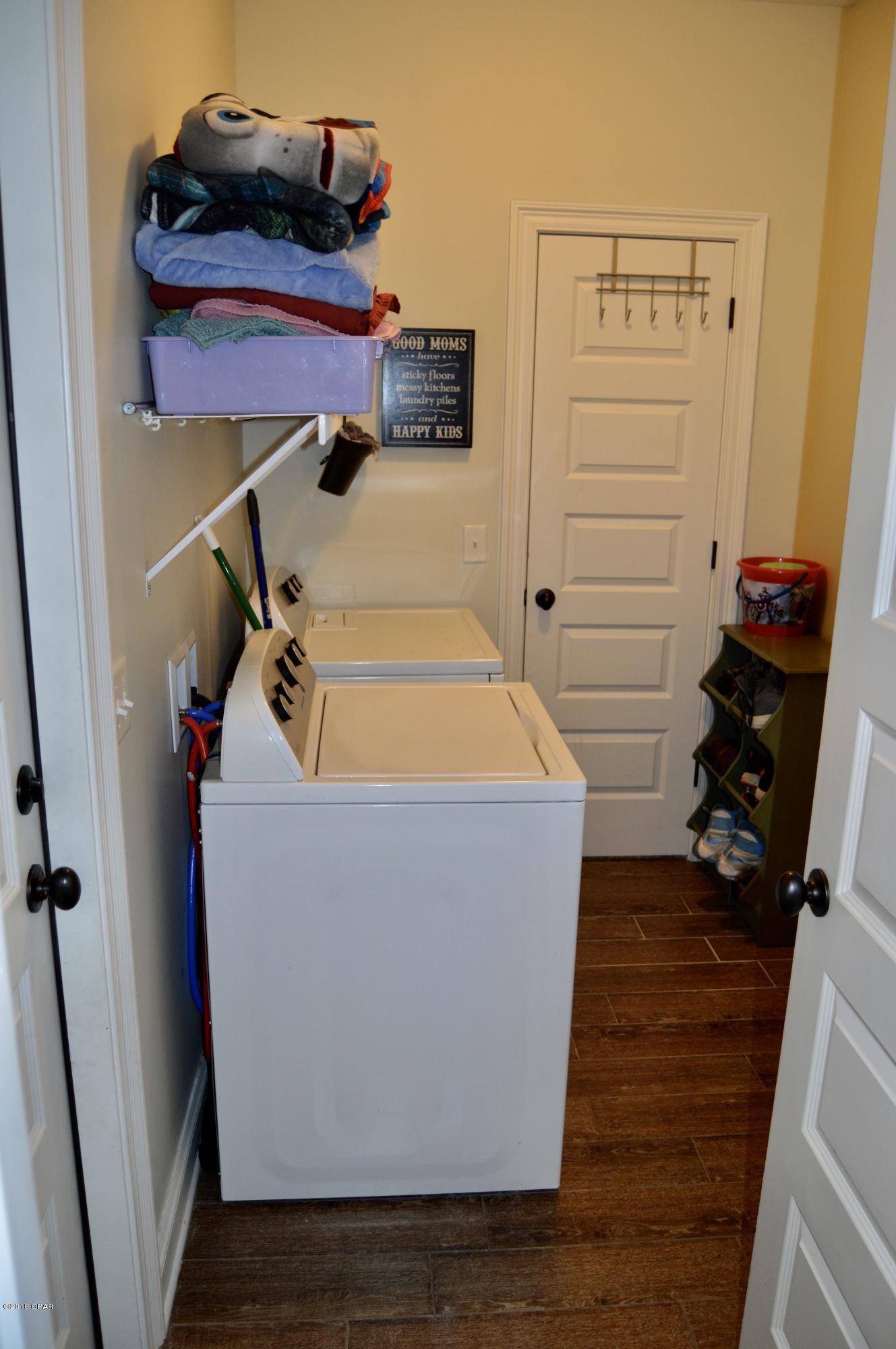 Lakeshore Landing - Residential