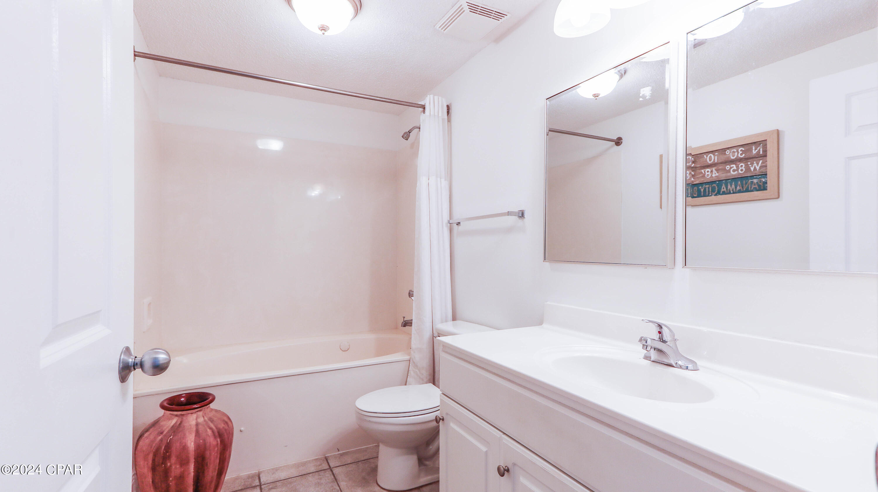 Majestic Beach Tower I - Residential