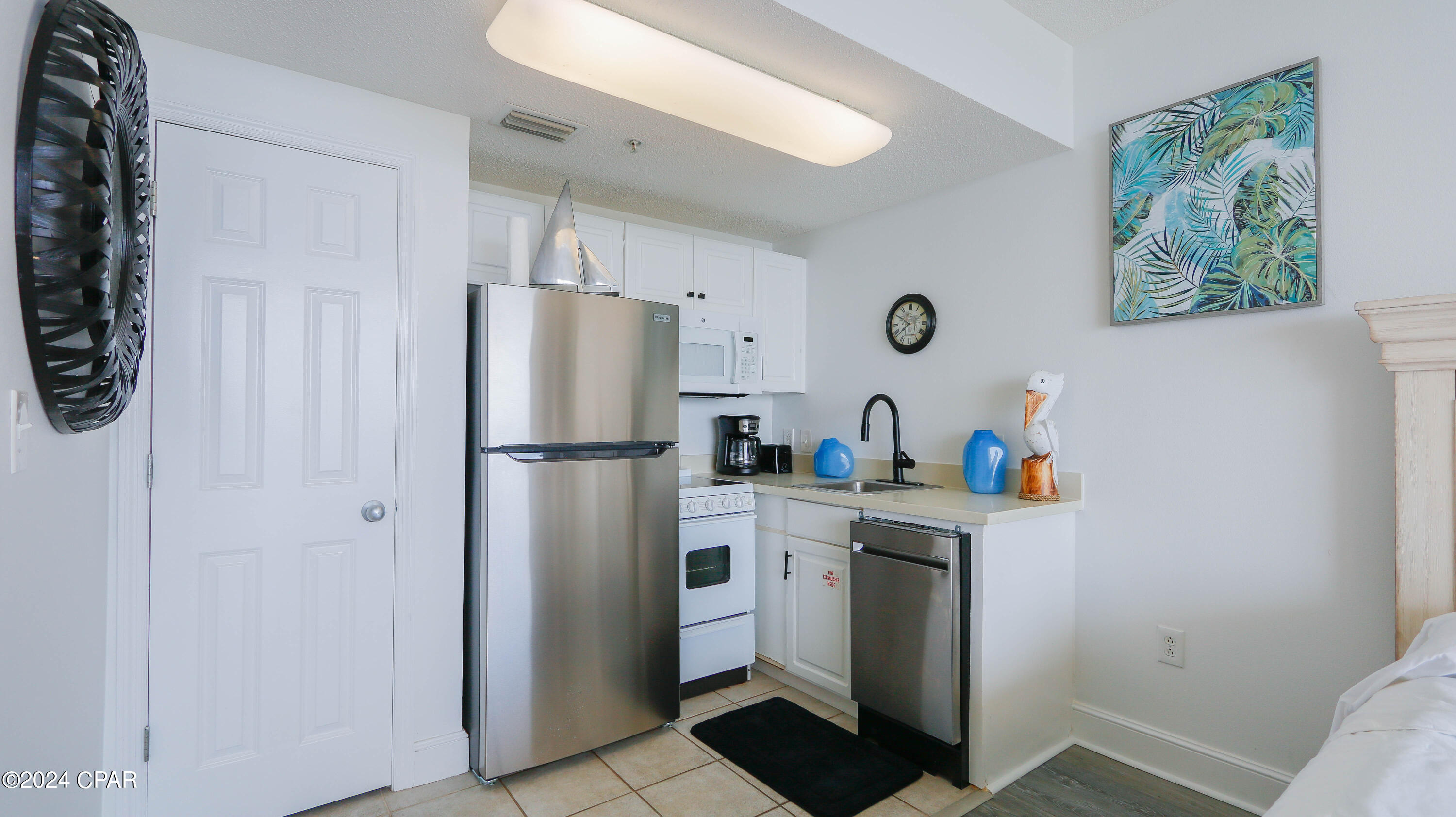 Majestic Beach Tower I - Residential