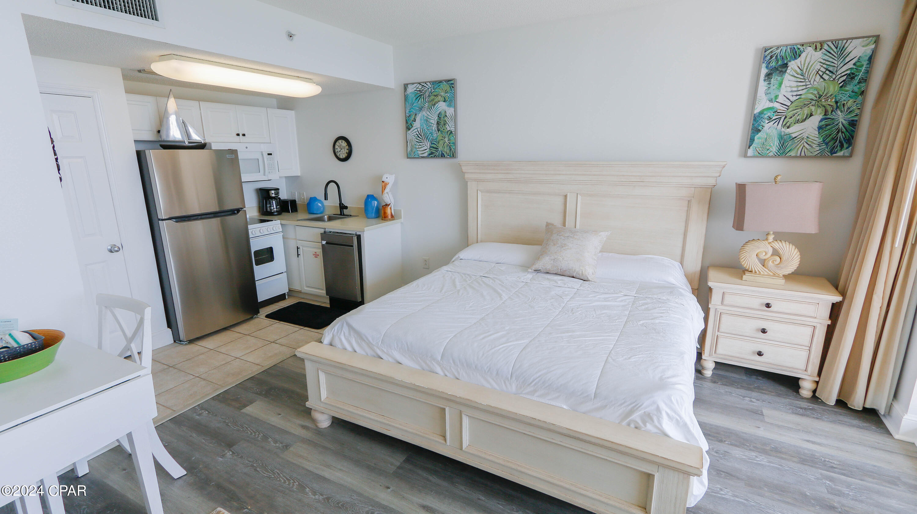 Majestic Beach Tower I - Residential