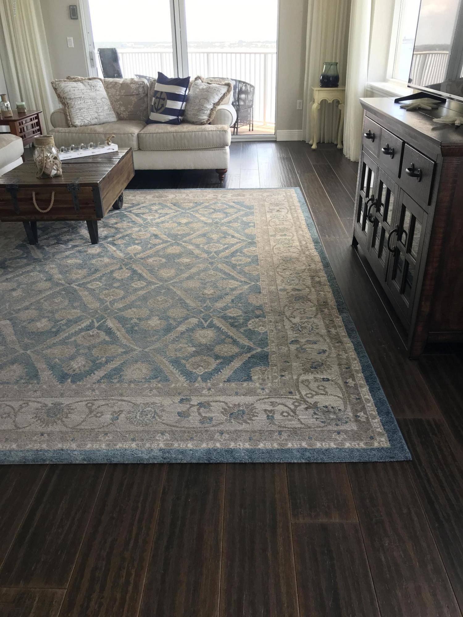 Hibiscus By The Bay - Residential