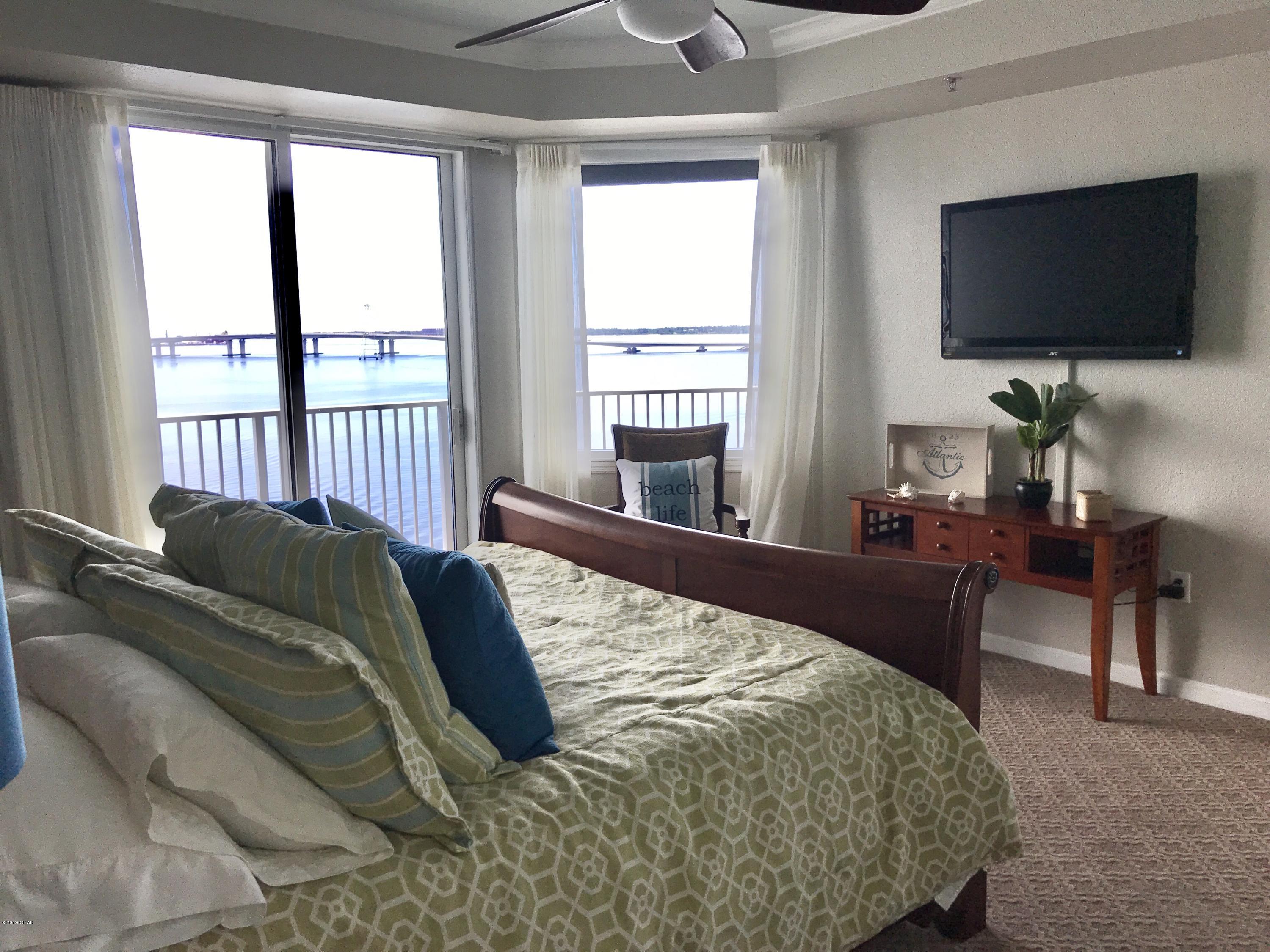 Hibiscus By The Bay - Residential