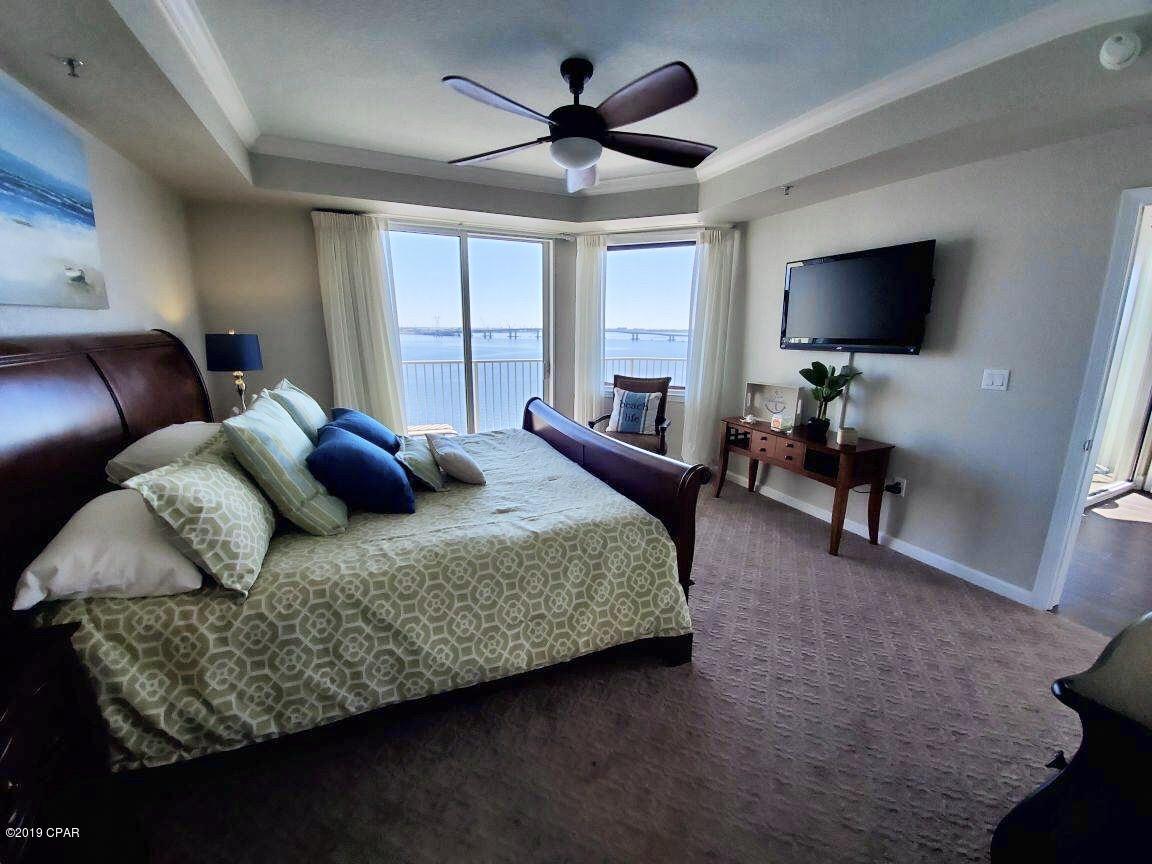 Hibiscus By The Bay - Residential