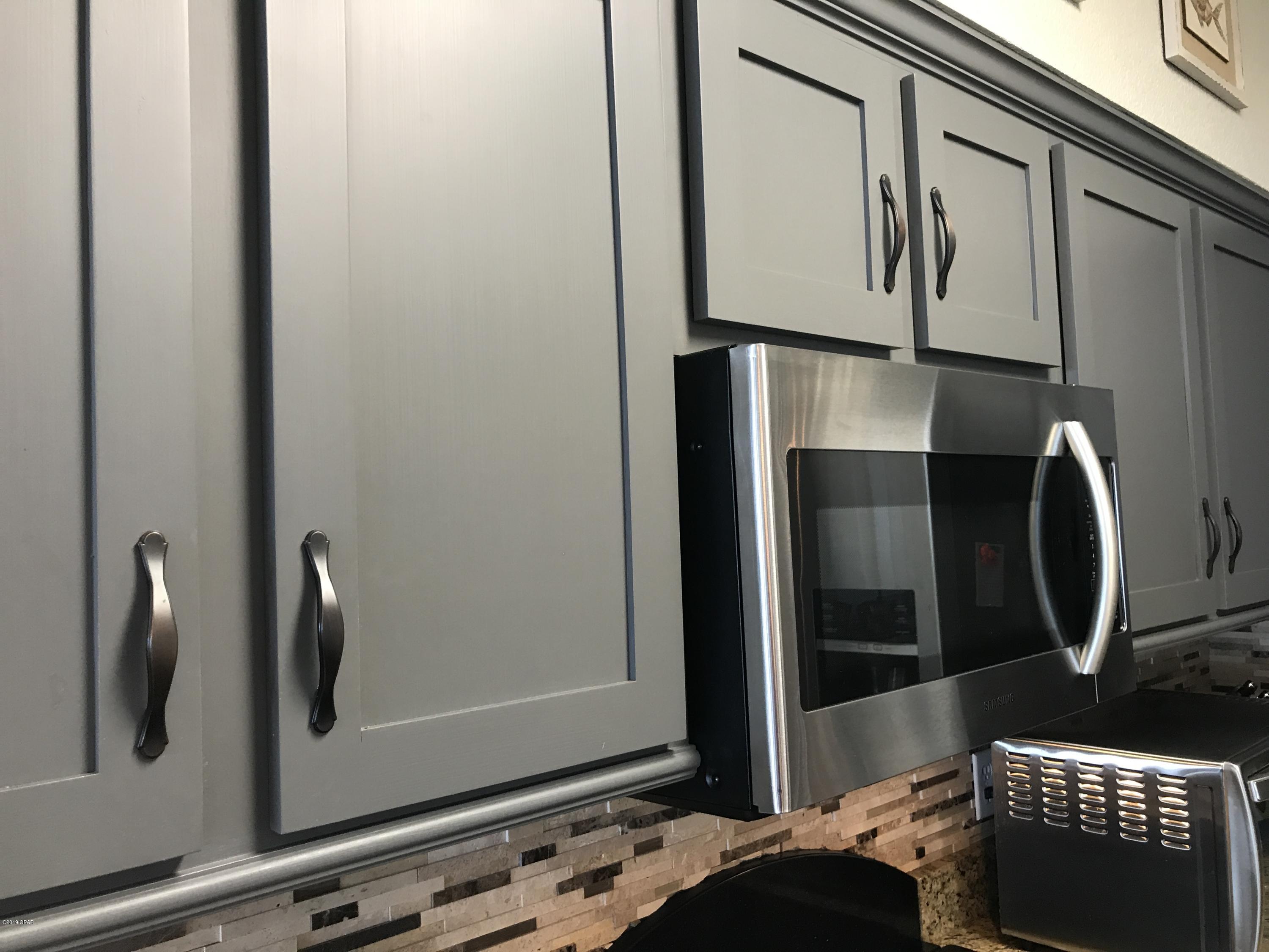 Hibiscus By The Bay - Residential