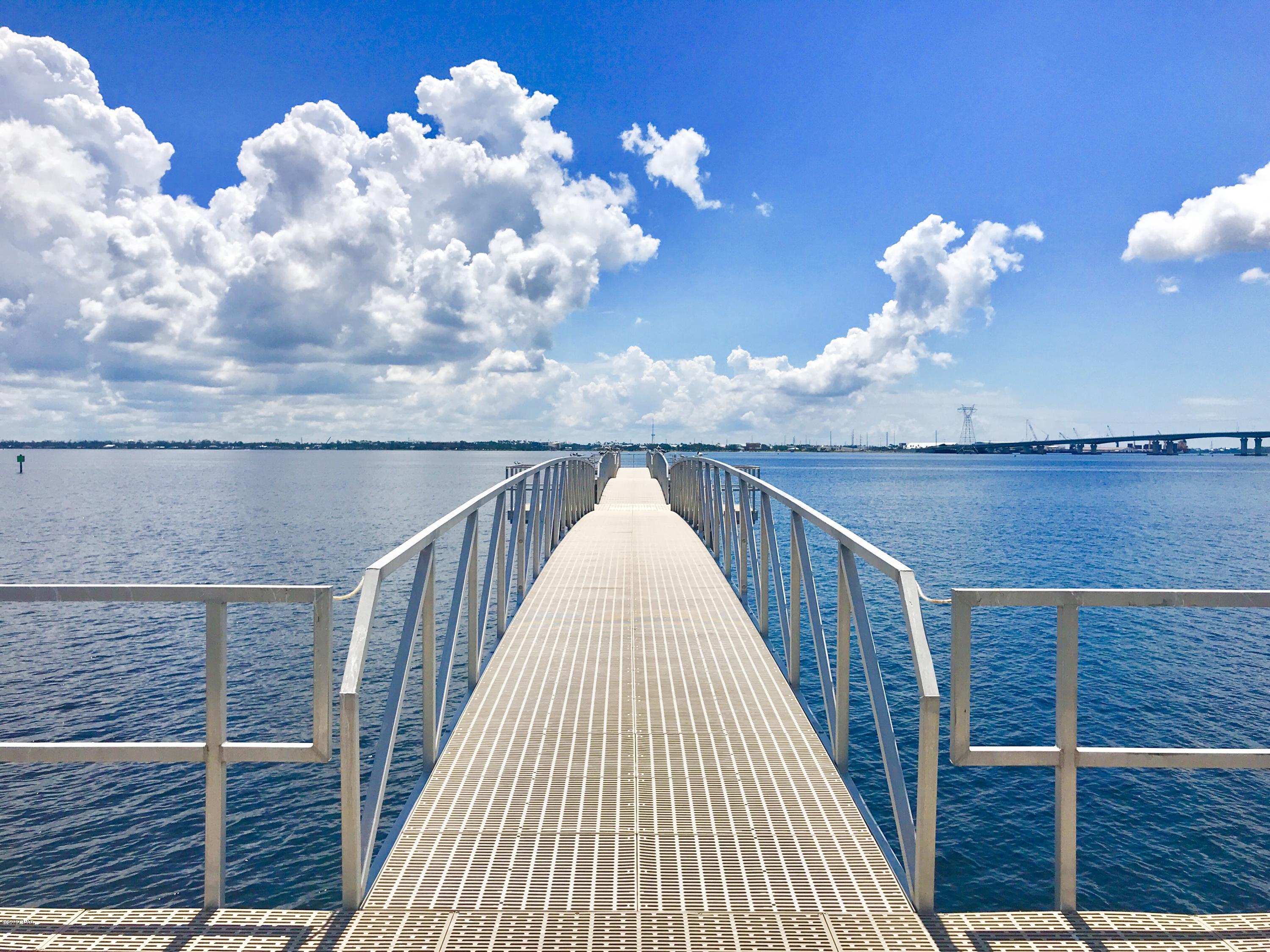 Hibiscus By The Bay - Residential