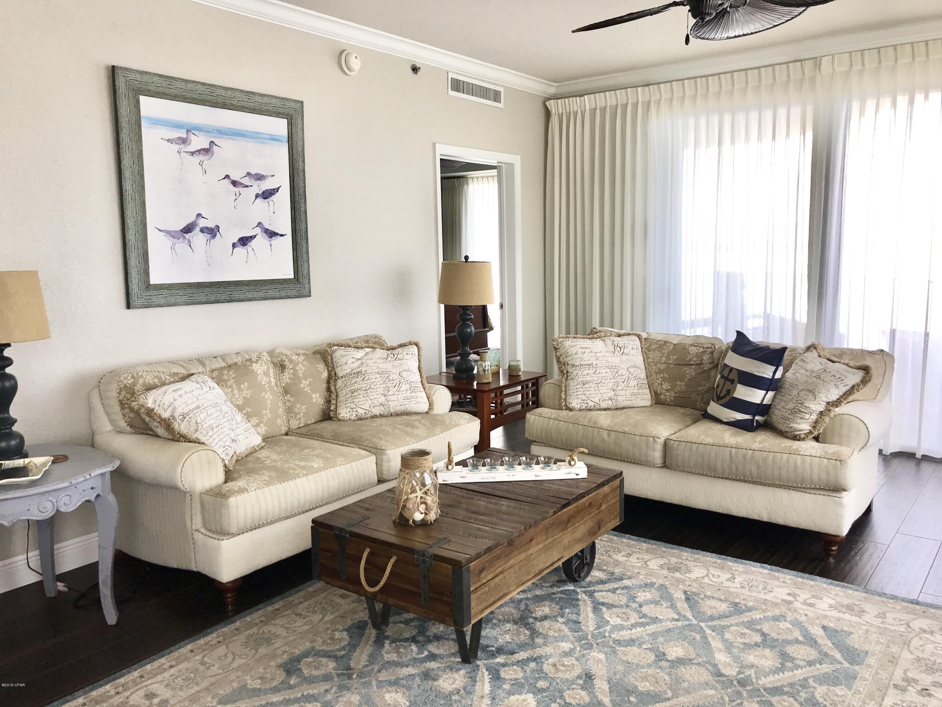 Hibiscus By The Bay - Residential