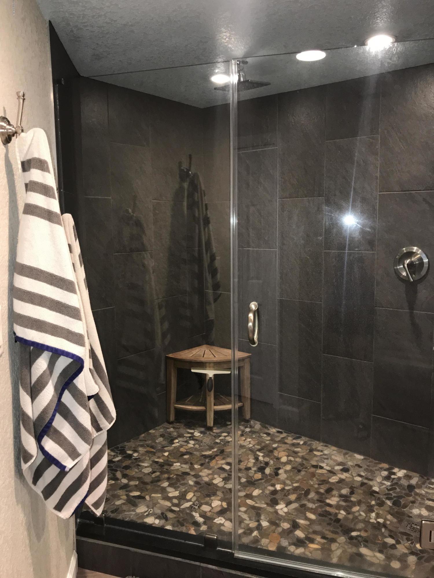 Hibiscus By The Bay - Residential