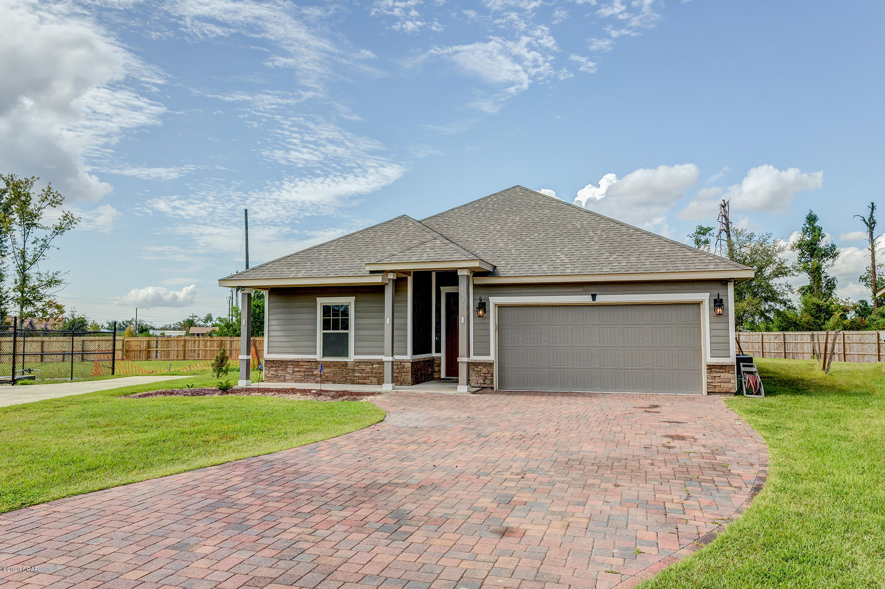 Hidden Ridge - Residential