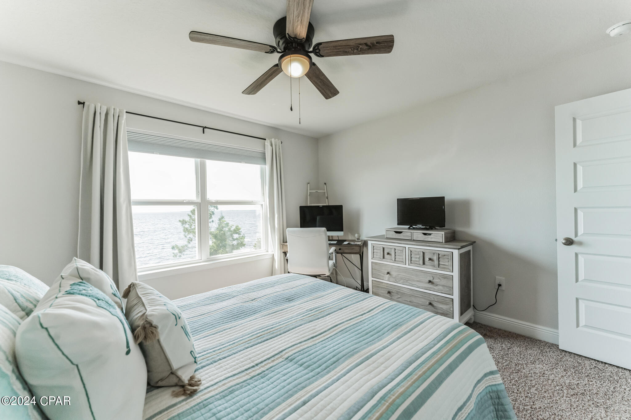 Bridge Harbor - Residential