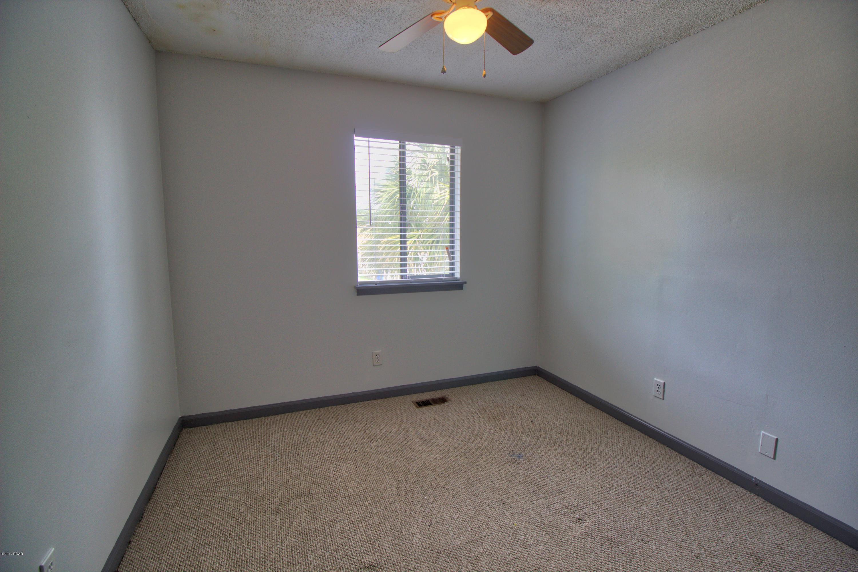 Holiday Beach Unit 8 - Residential Lease