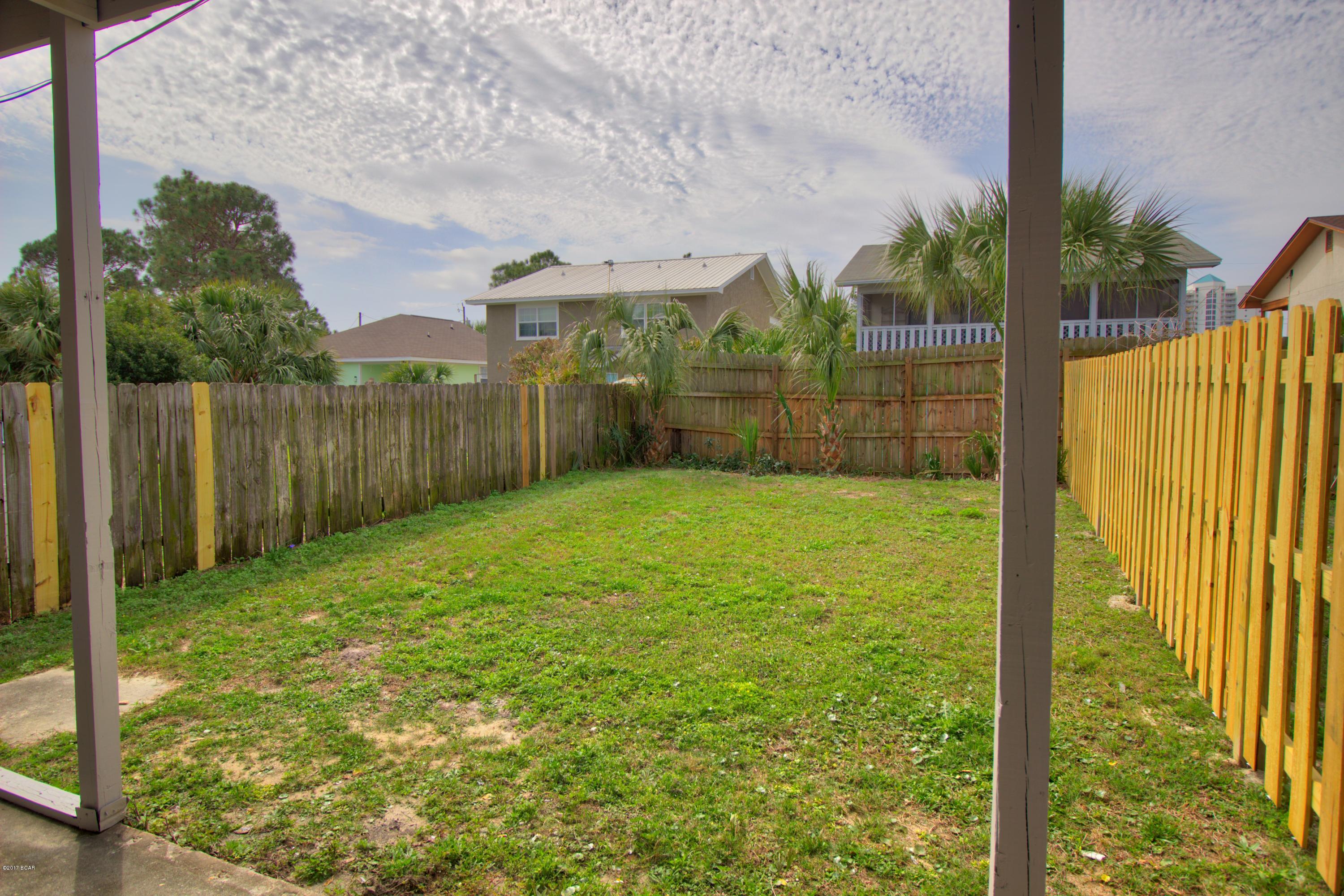 Holiday Beach Unit 8 - Residential Lease