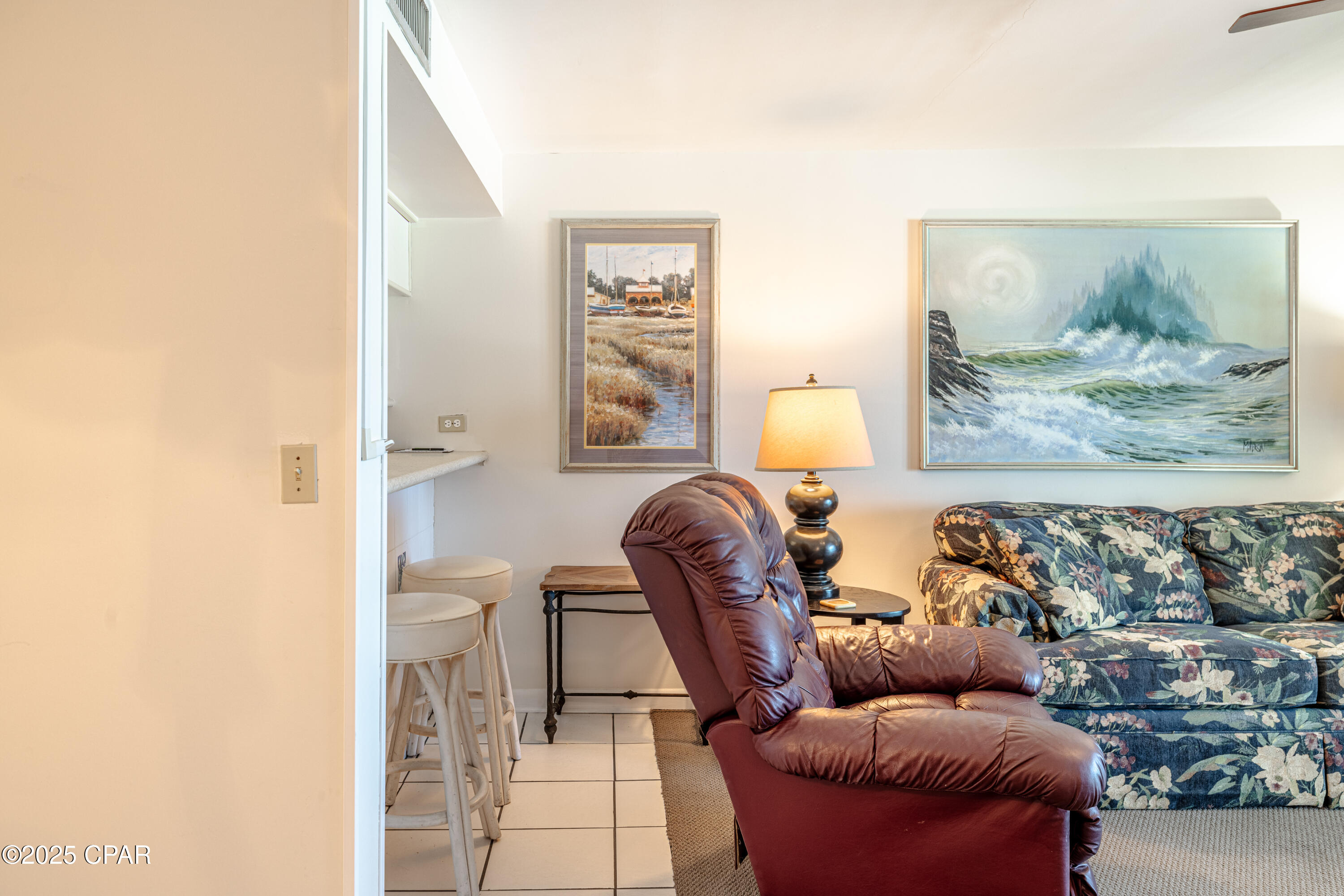 Mariner West Condo - Residential