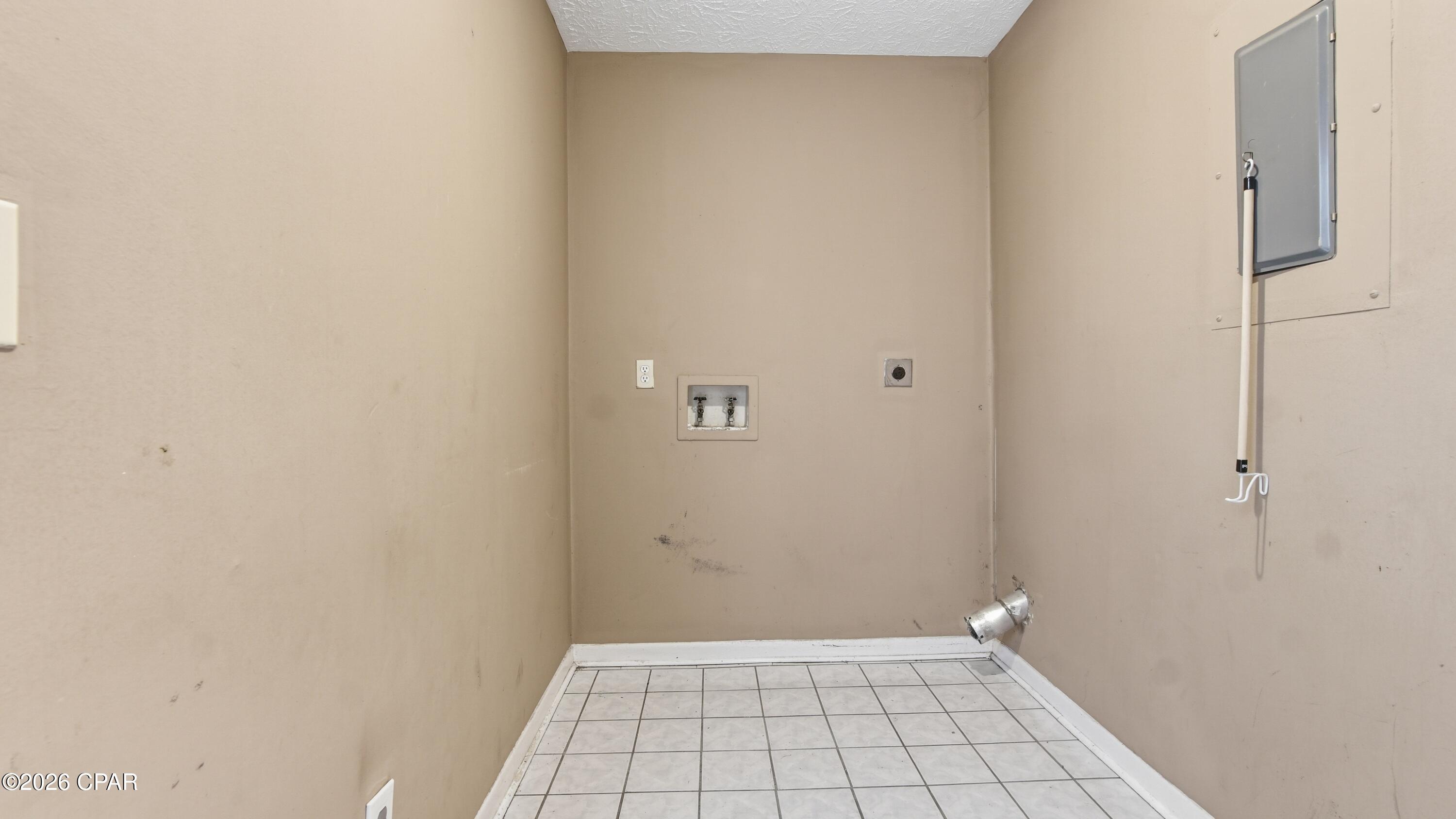 Venetian Villa - Residential