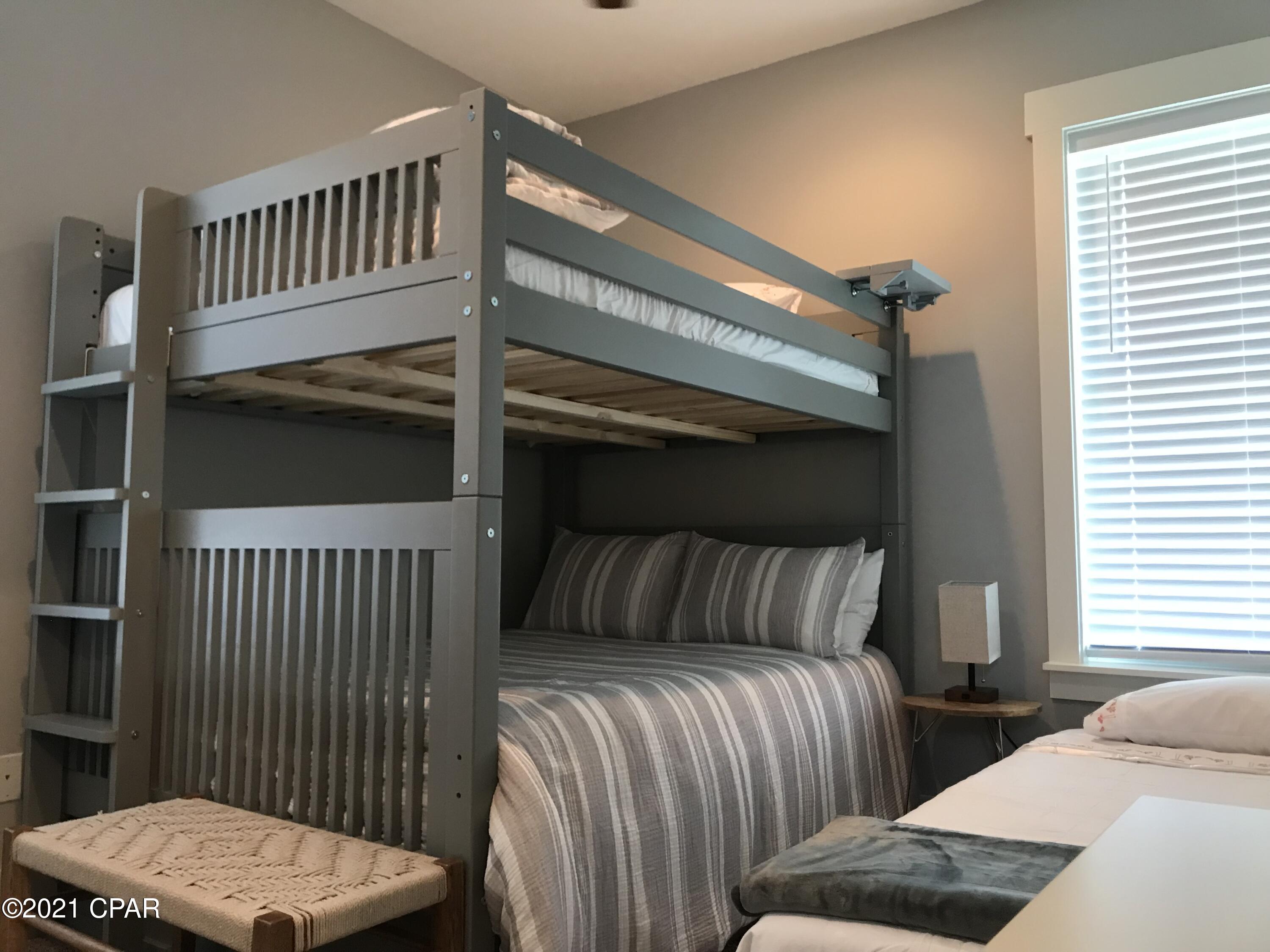 Laguna Beach 5th Add - Residential