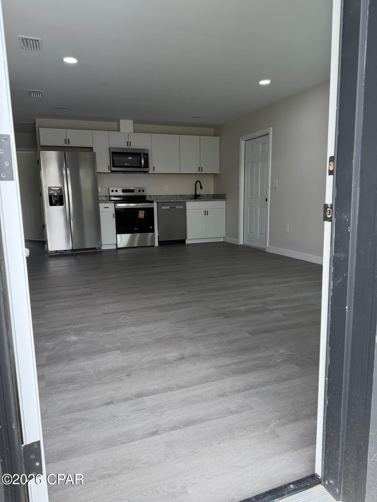 [No Recorded Subdiv] - Residential Lease