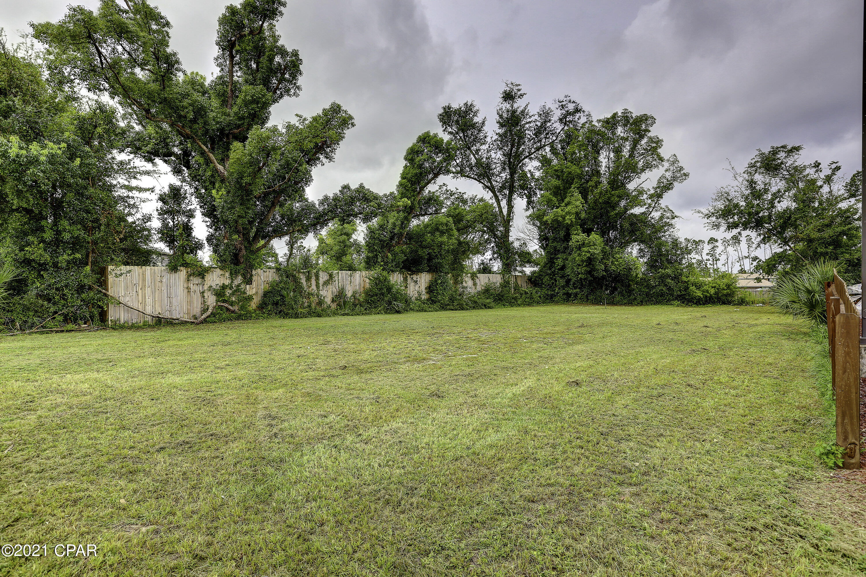 [No Recorded Subdiv] - Land