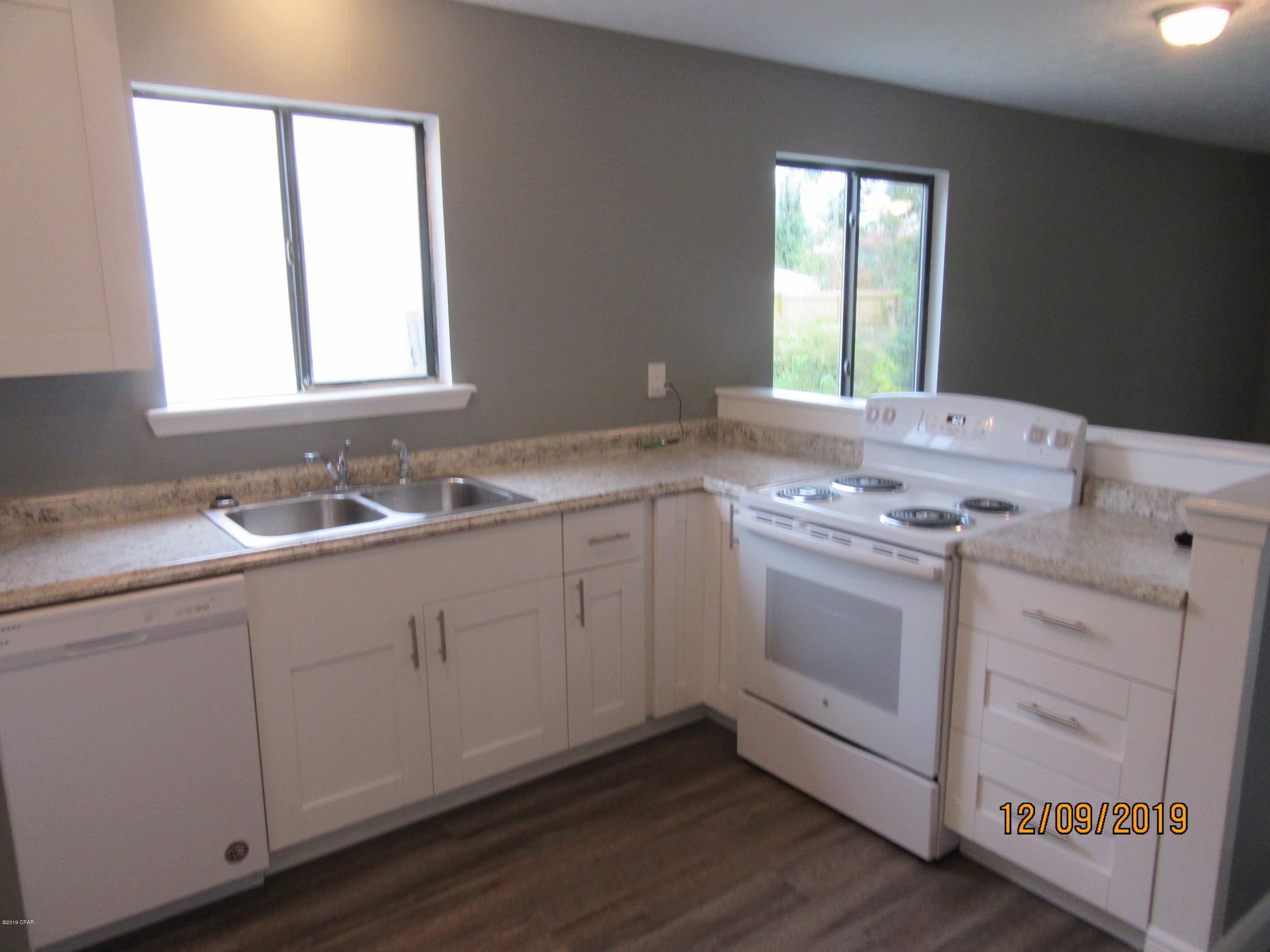 [No Recorded Subdiv] - Residential Lease