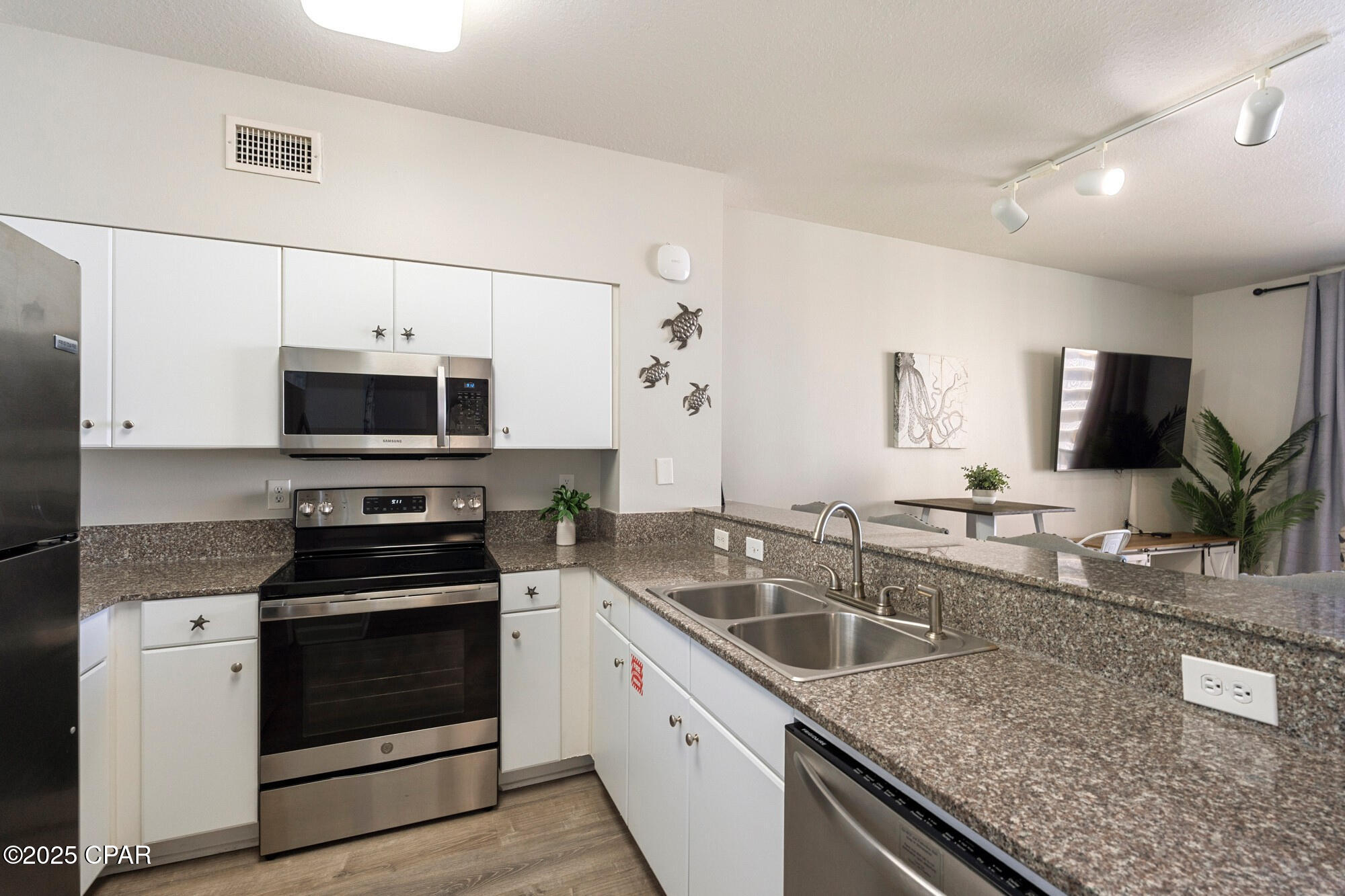 Shores Of Panama Phase II - Residential