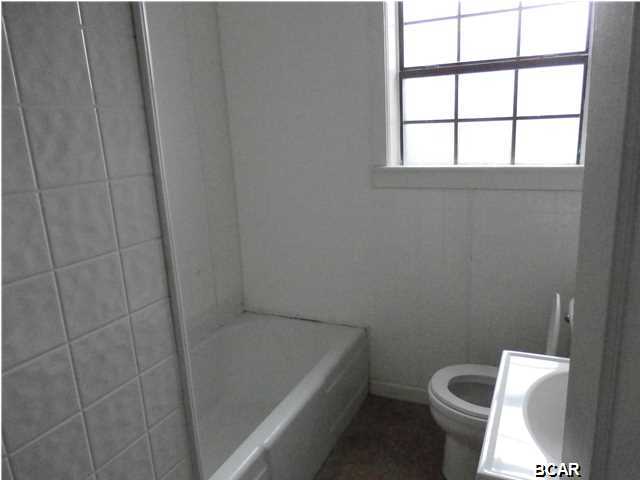 Sudduths 1st Add - Residential Lease